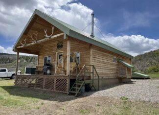 Secluded Colorado hunting land and cabin