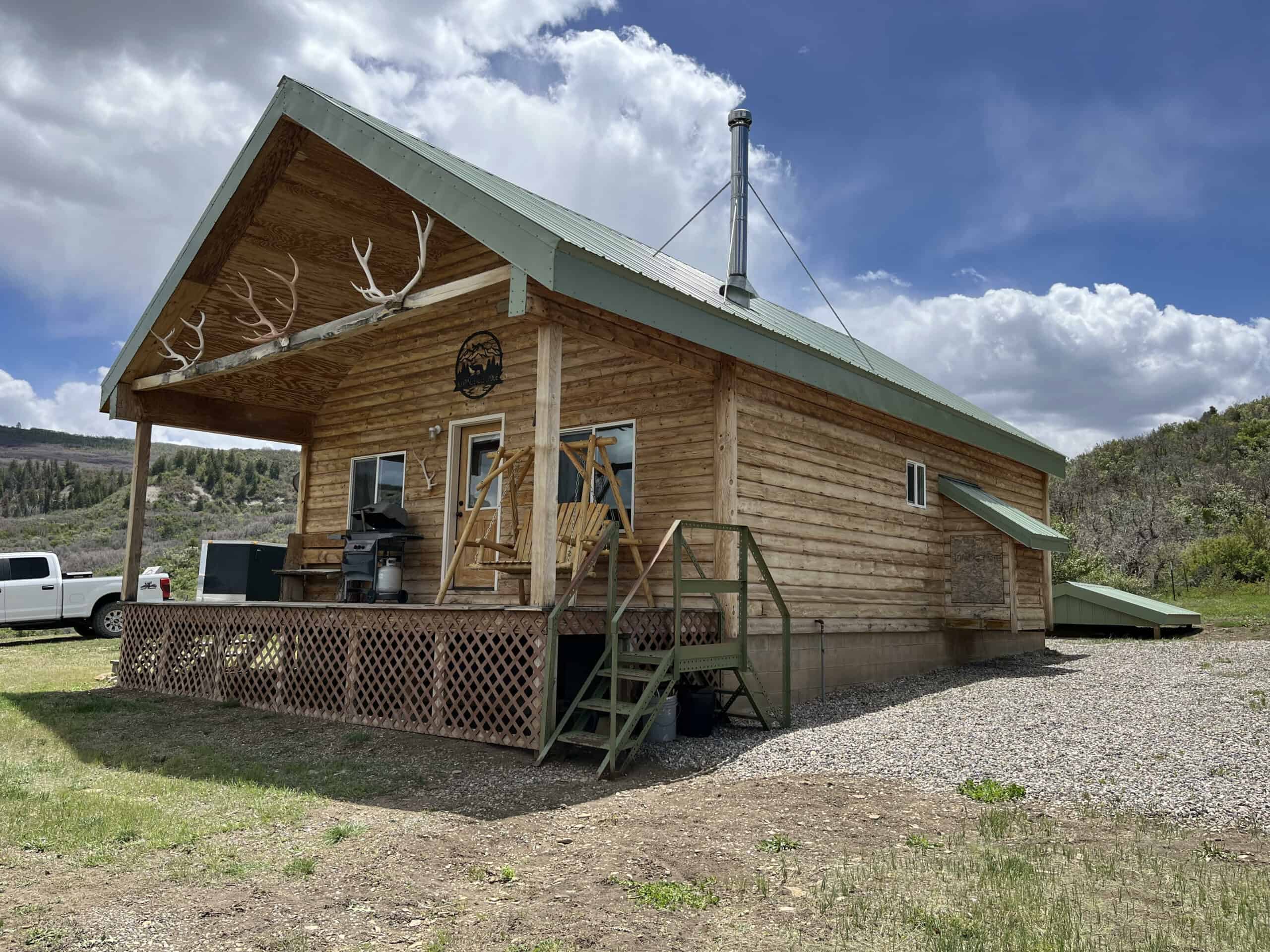 Secluded Colorado hunting land and cabin