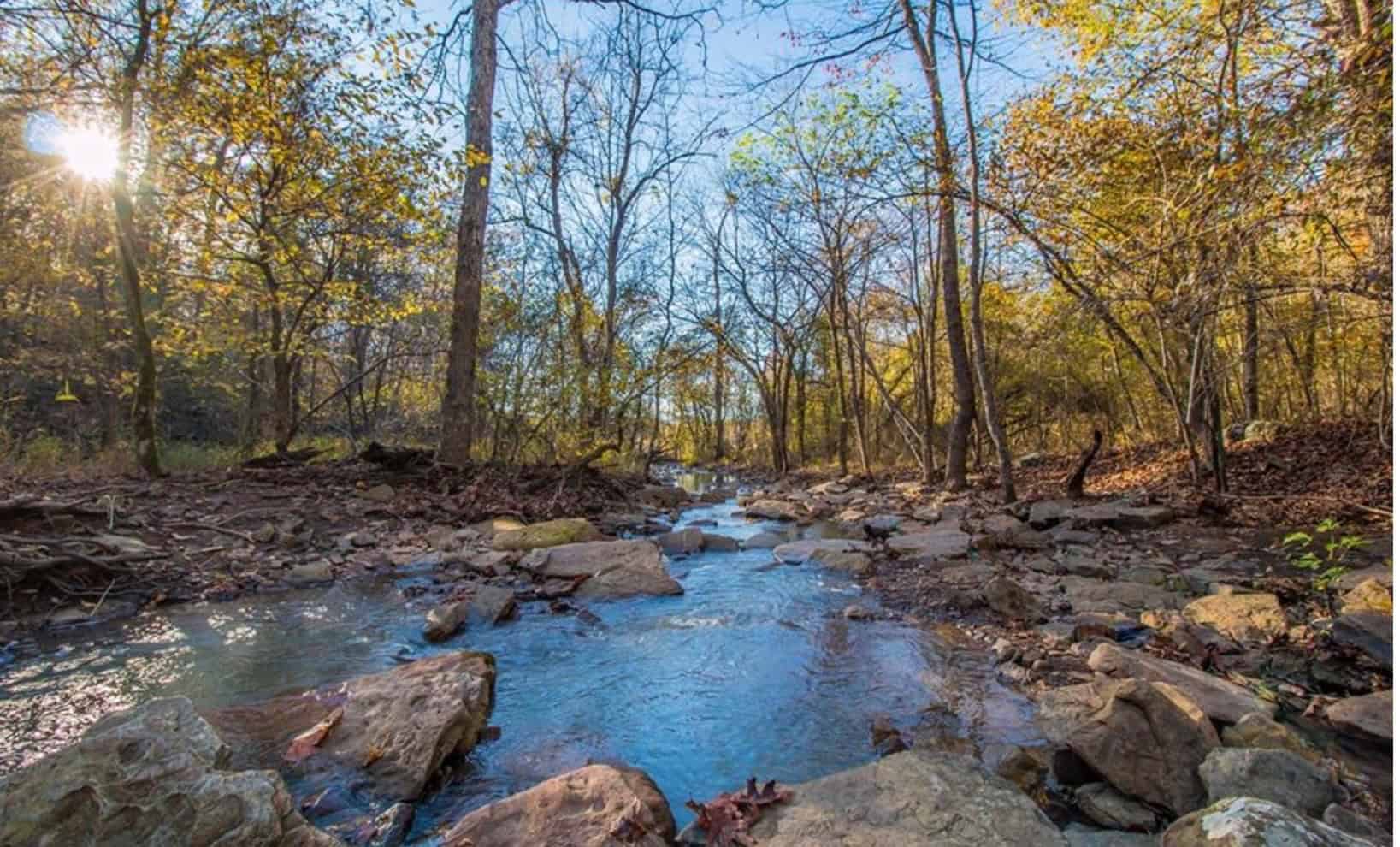 Luxury Northwest Arkansas Hunting and Recreational Retreat For Sale