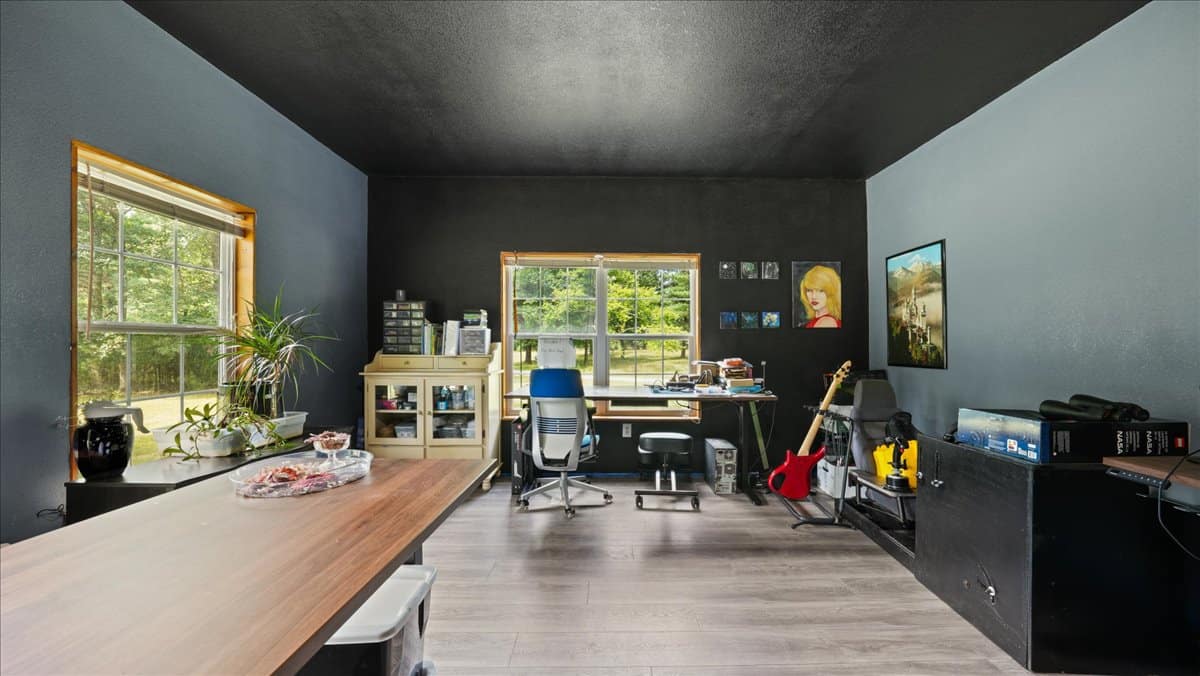 4-Bedroom Home Tucked Away in the Pines