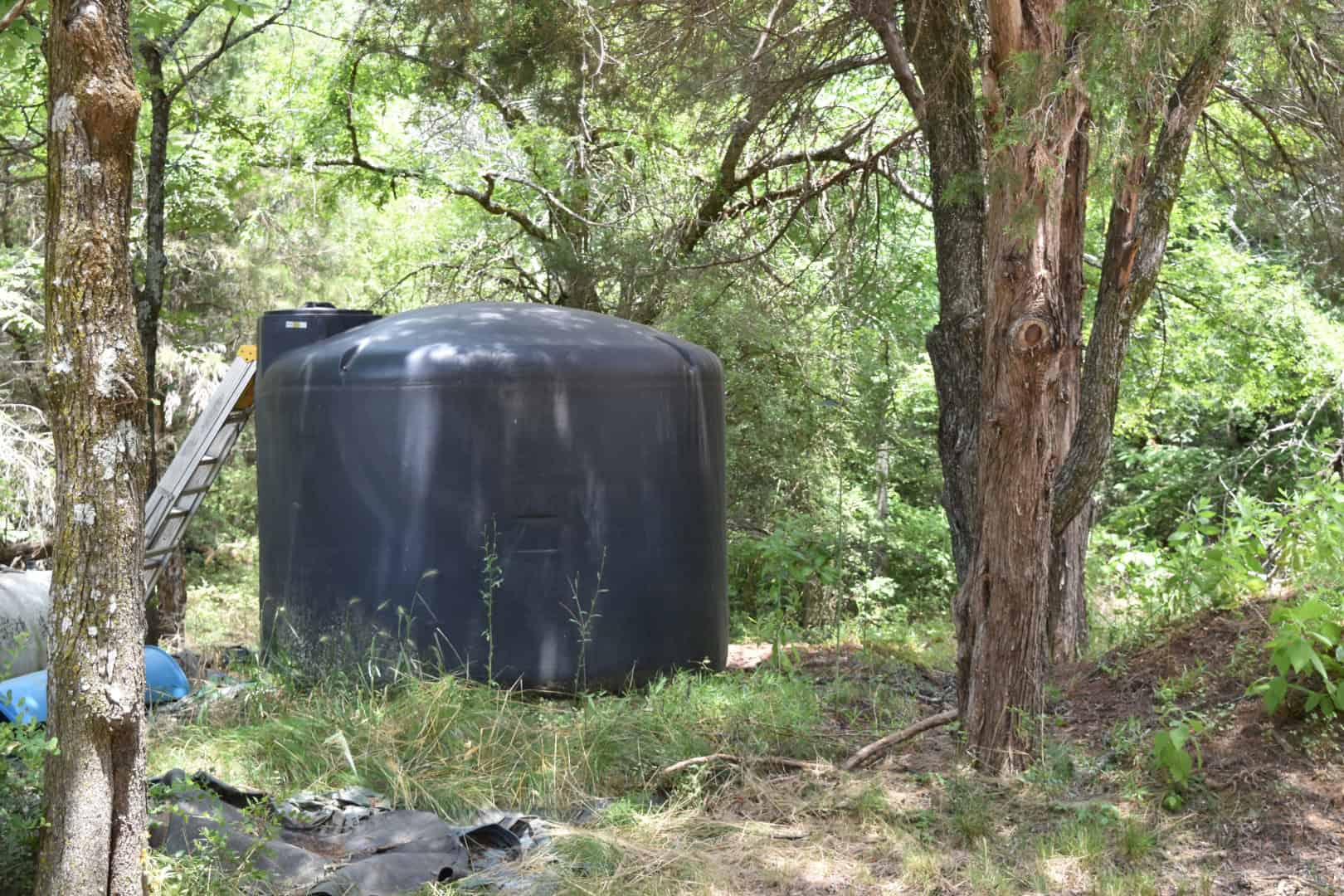 Hunters, Take Notice! 33.76 Acres of Off-Grid Bliss in Fairfield, TX – Your Ultimate Hunting Property!