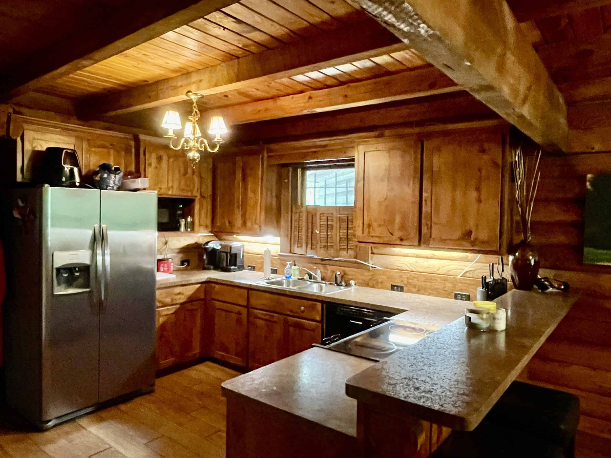 95 Acres of Hunting Land with Log Home For Sale in Arkansas