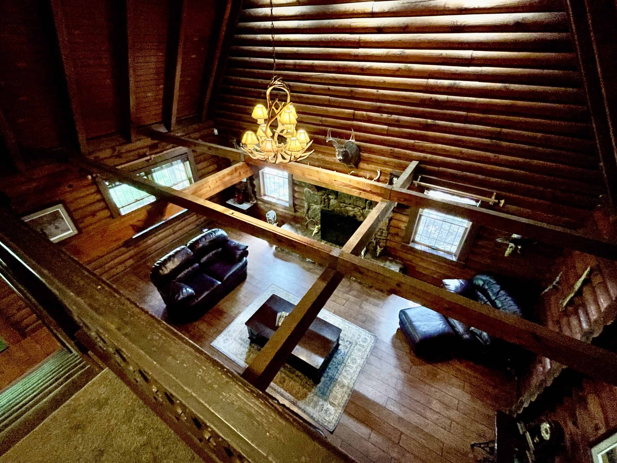 95 Acres of Hunting Land with Log Home For Sale in Arkansas