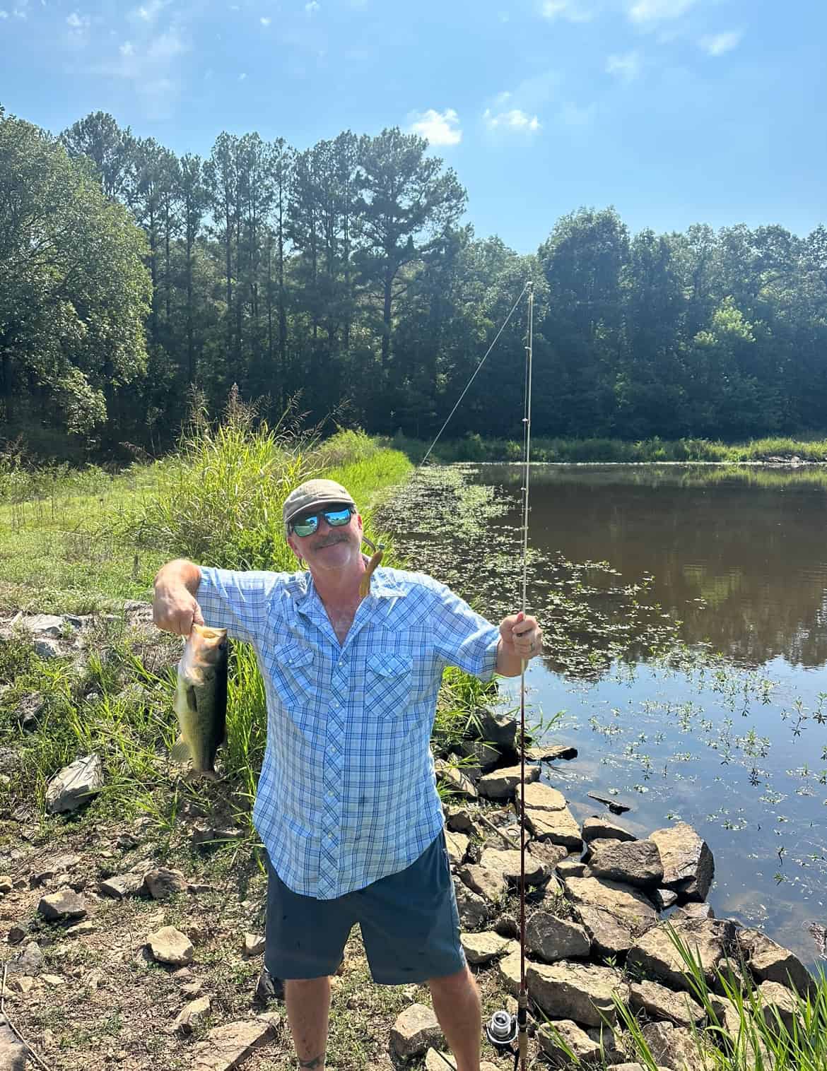 95 Acres of Hunting Land with Log Home For Sale in Arkansas