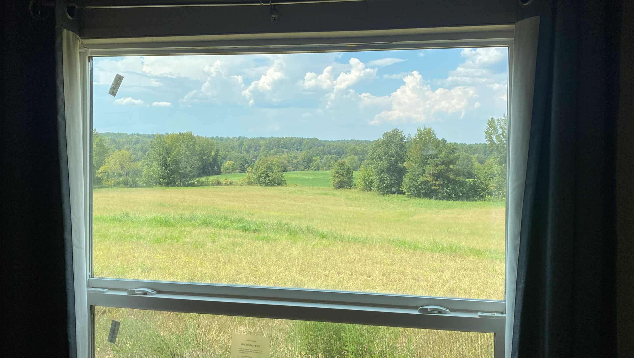 COUNTRY HOME FOR SALE IN TN, 68 AC+/-, SHEDS, POND, & CREEK