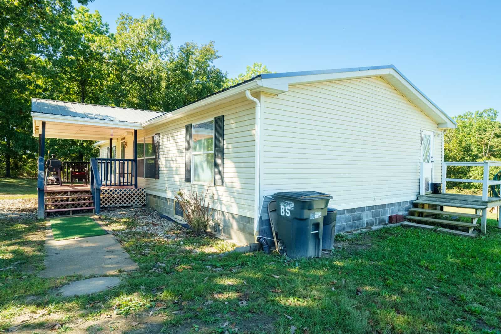 Country Home and Land for Sale in Maries County, MO near Vienna