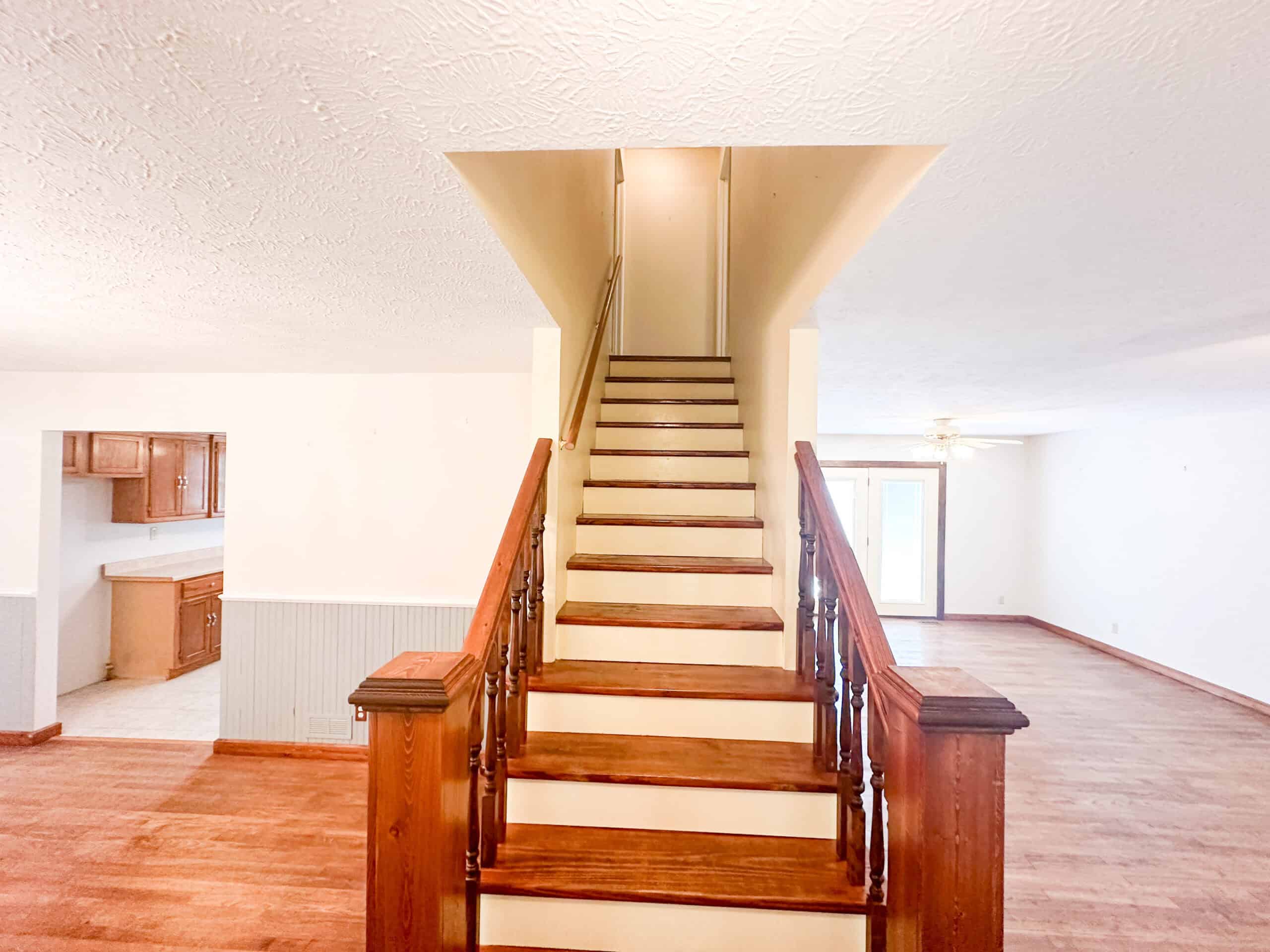 Country Home With Hunting and Recreational Acreage!