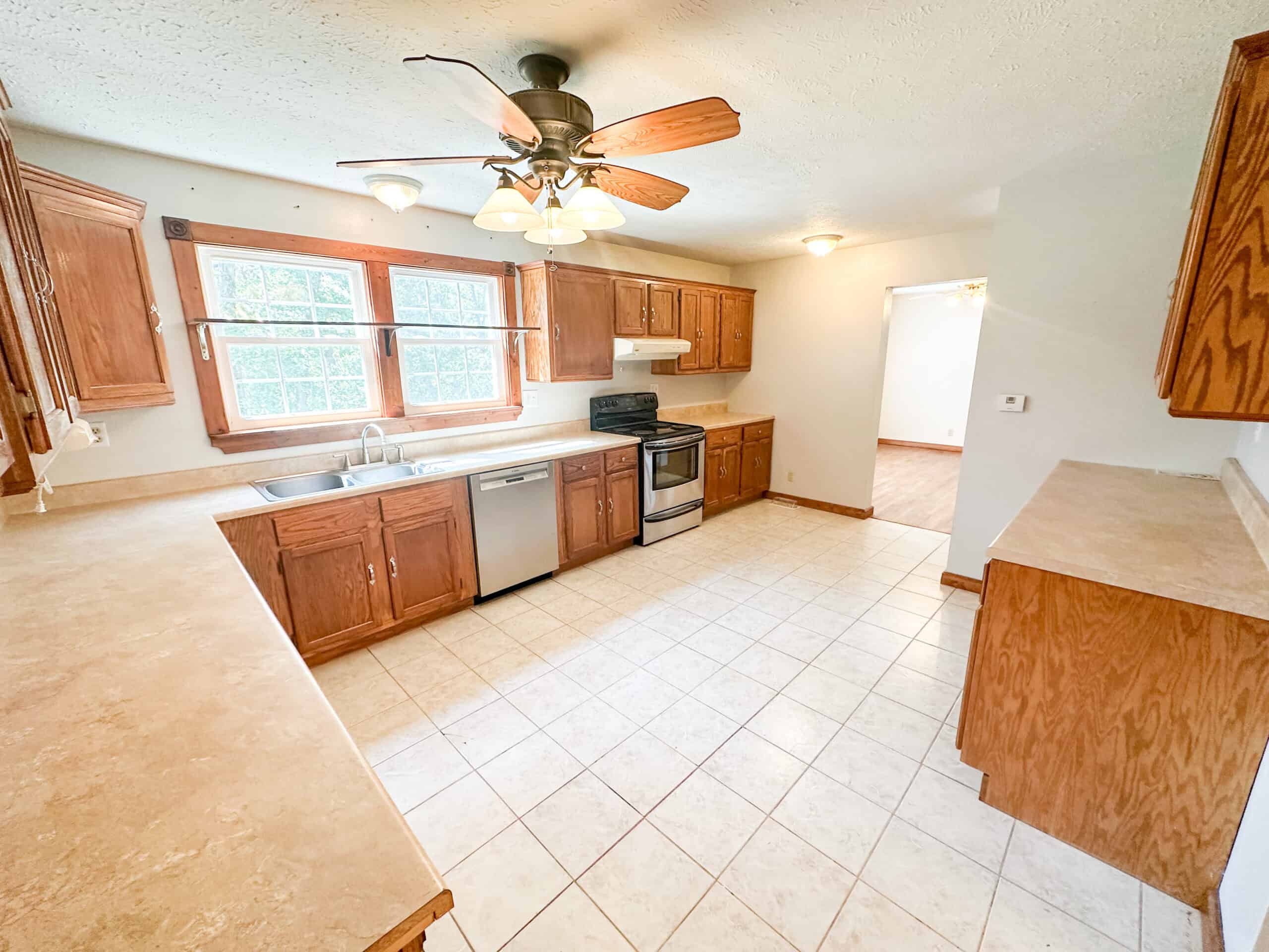 Country Home With Hunting and Recreational Acreage!