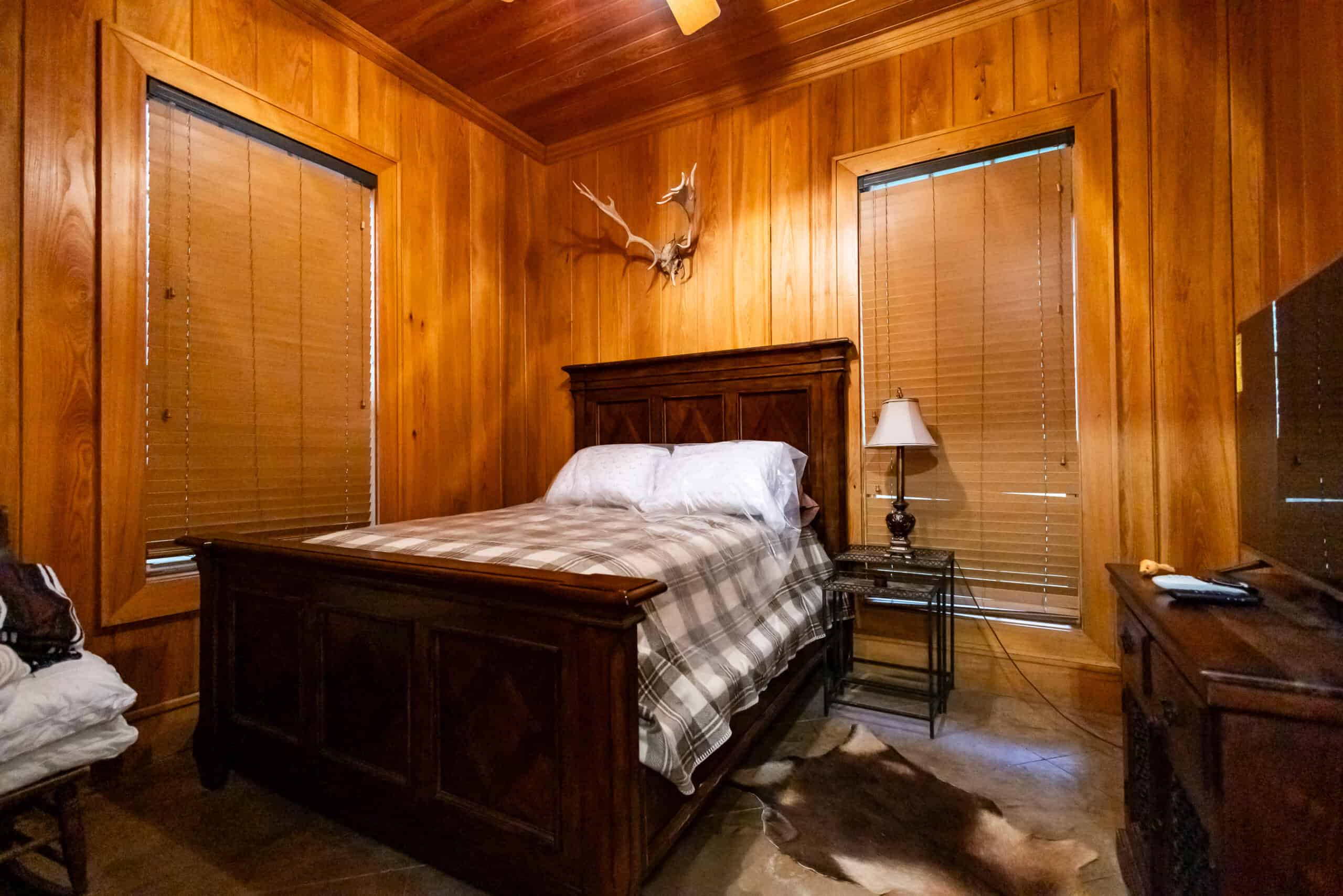 Premier Hunting Property for Sale on Mississippi River