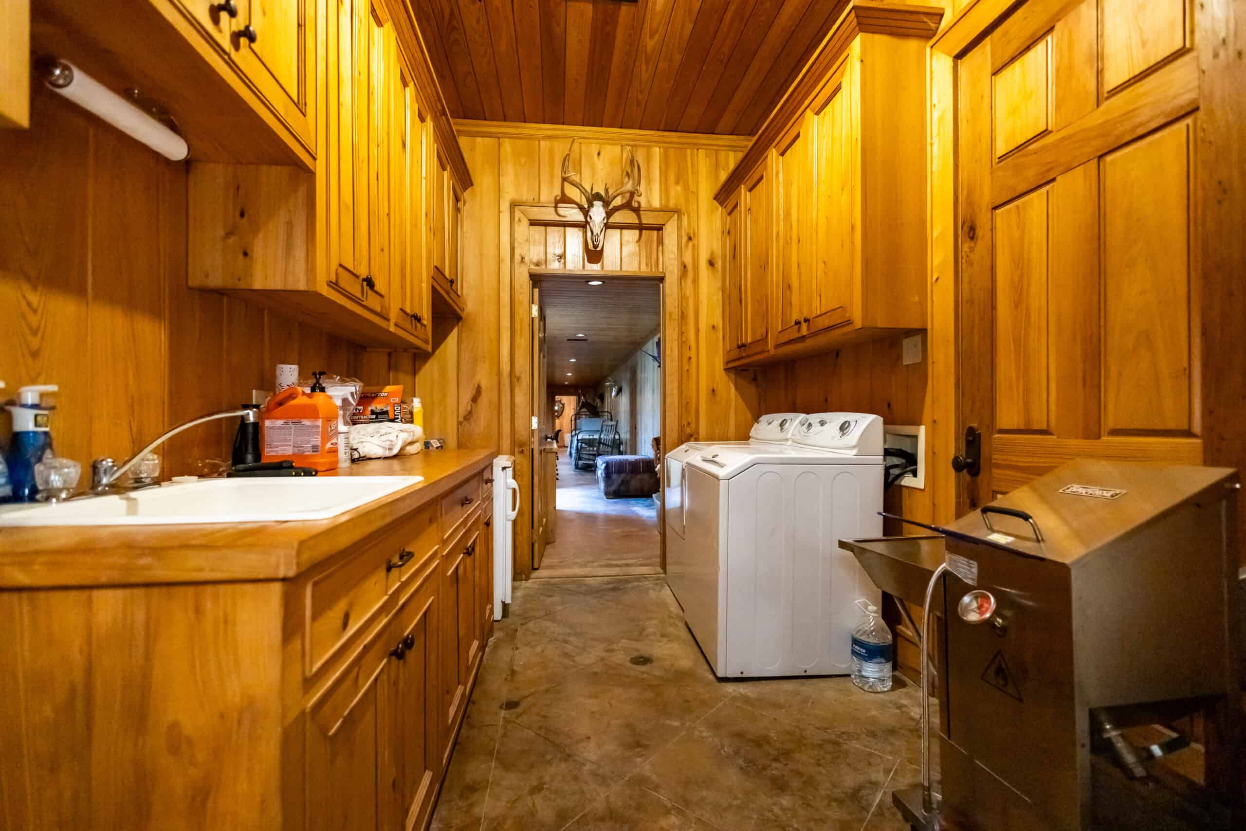 Premier Hunting Property for Sale on Mississippi River