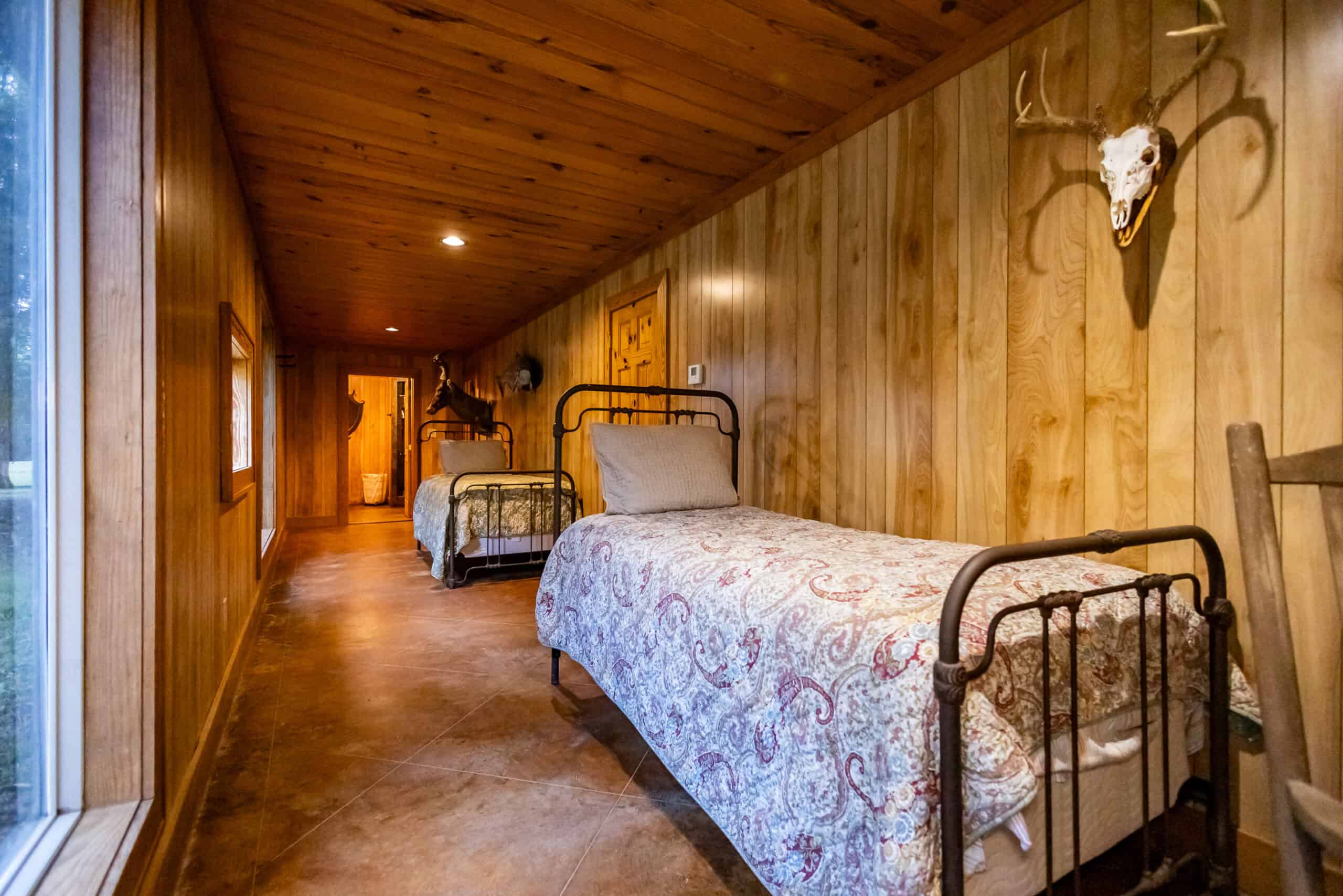 Premier Hunting Property for Sale on Mississippi River