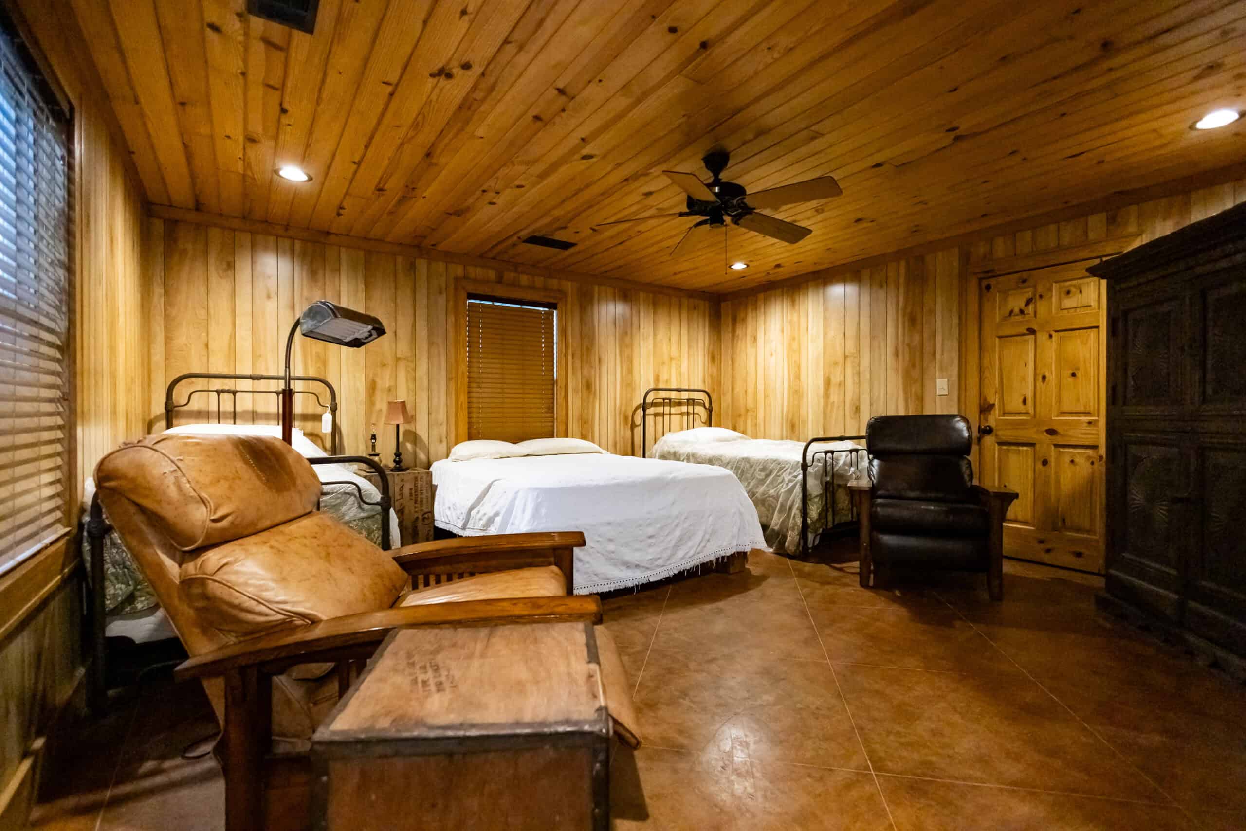 Premier Hunting Property for Sale on Mississippi River