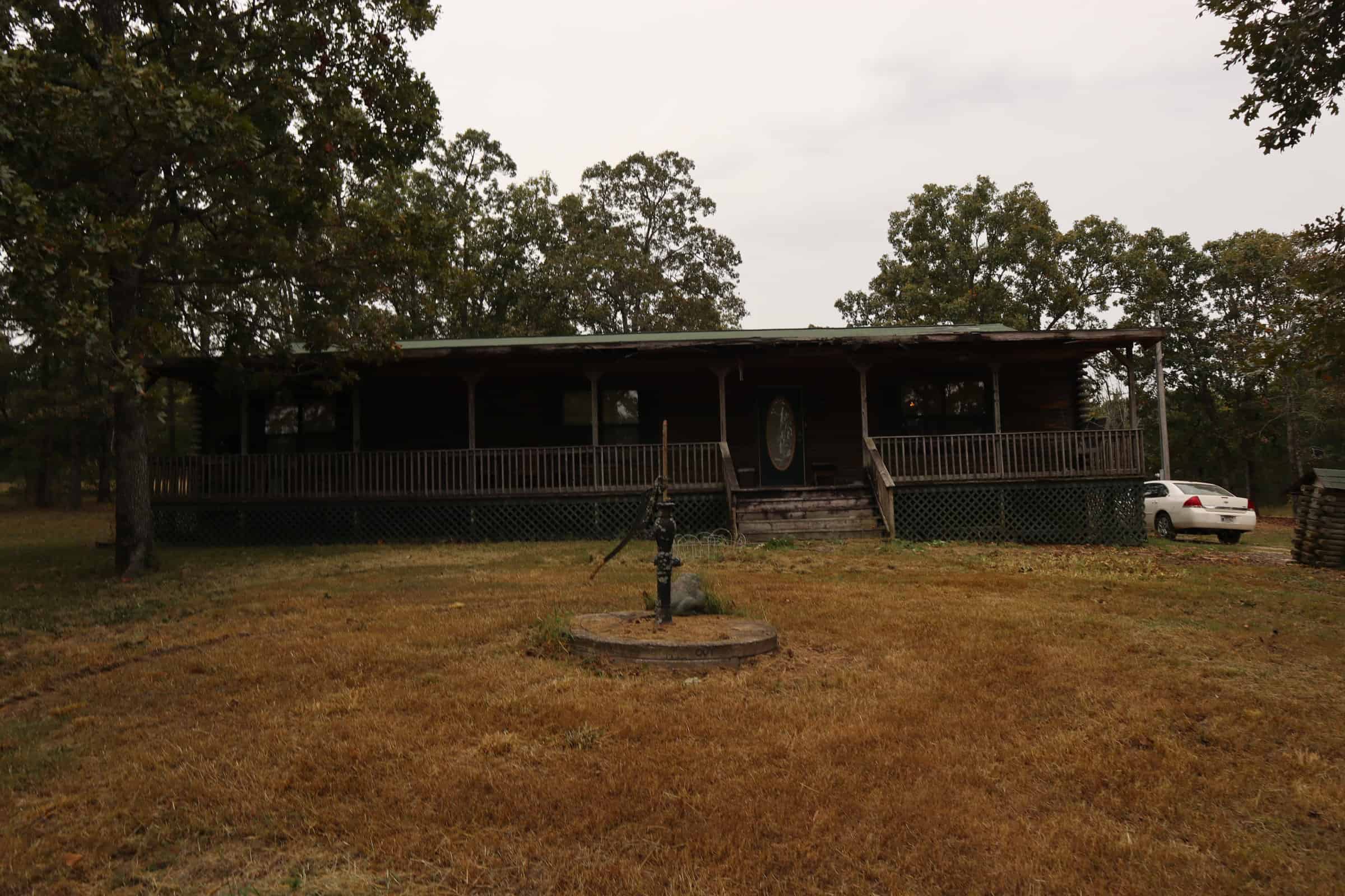COUNTRY HOME AND 20 ACRES LOCATED NEAR SALEM ARKANSAS