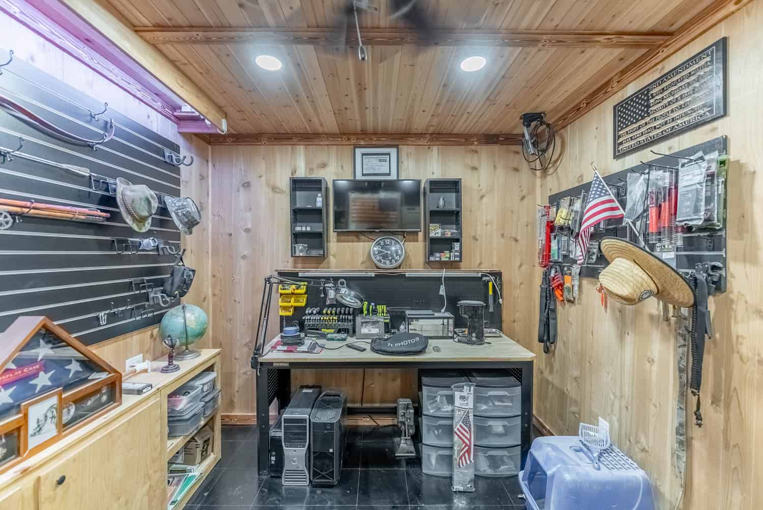 Shop House and 55 Wooded Acres in Oregon County Missouri