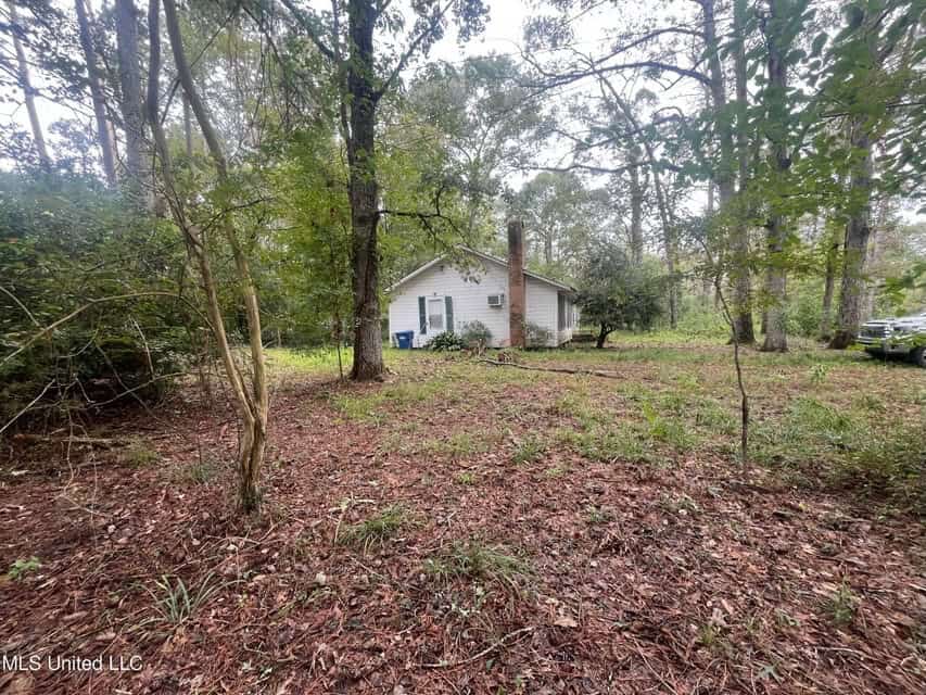 42 Acres for Sale with Old Country Home Scott Co MS