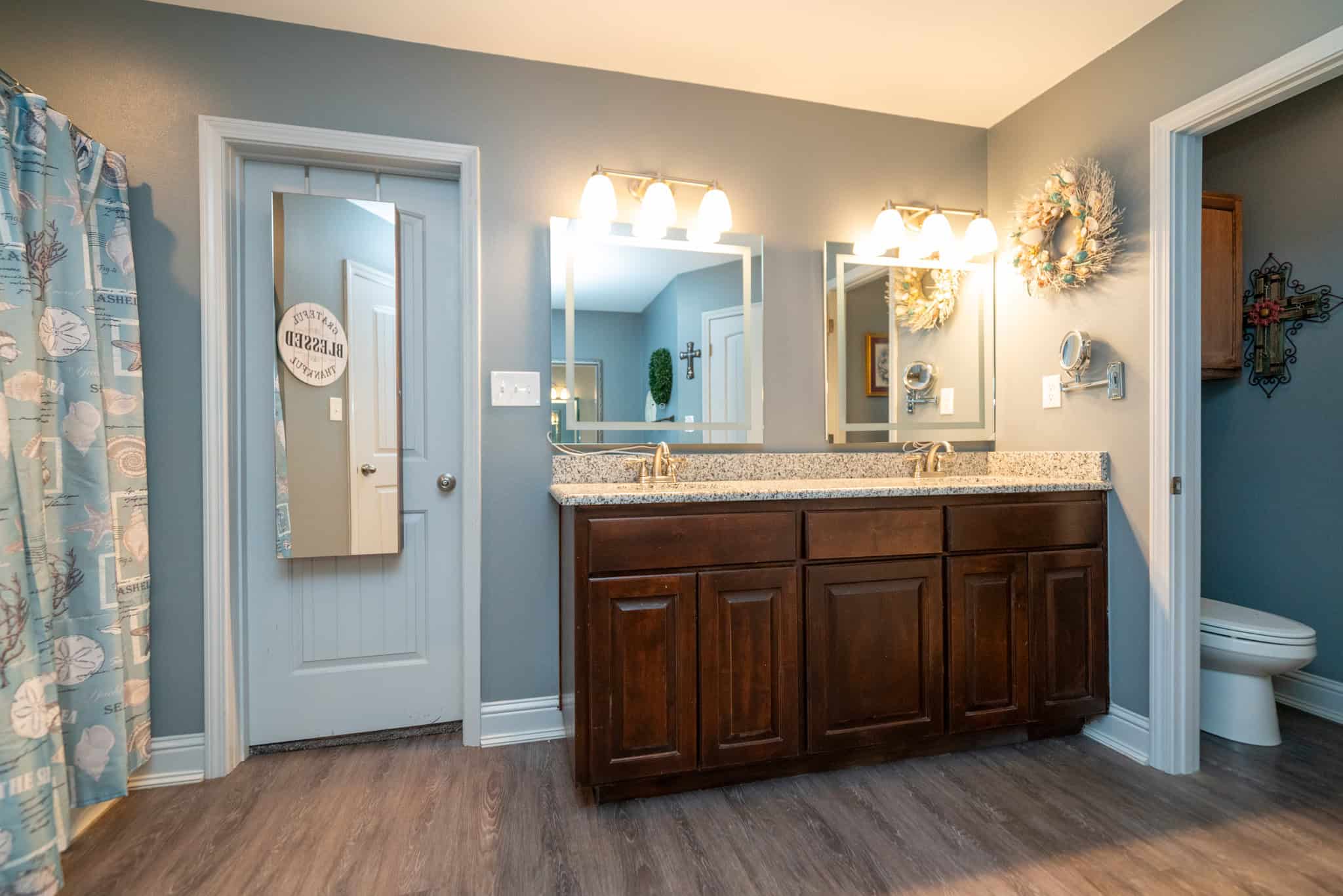 Gorgeous Home and Acreage for Hunting and Fishing