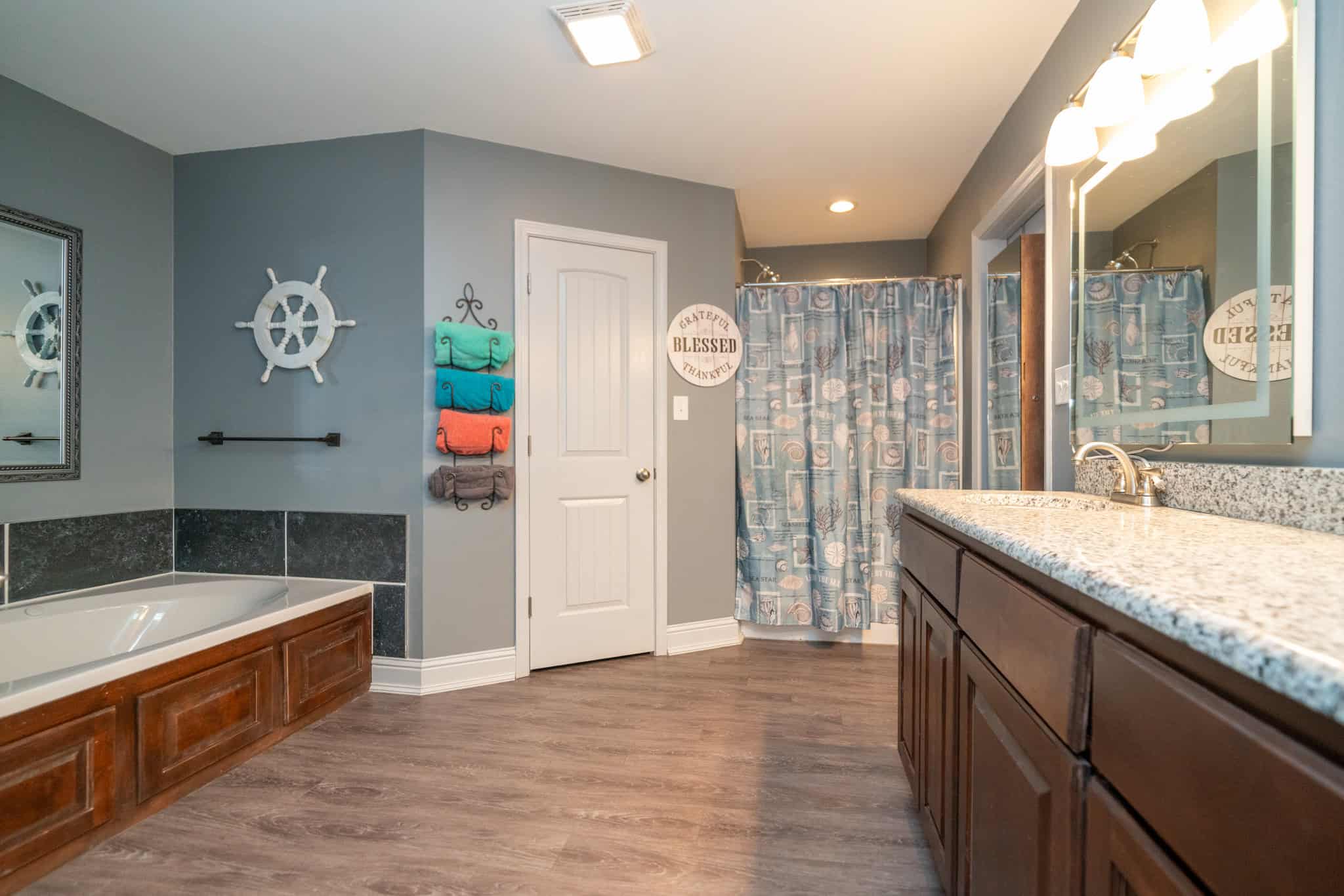 Gorgeous Home and Acreage for Hunting and Fishing