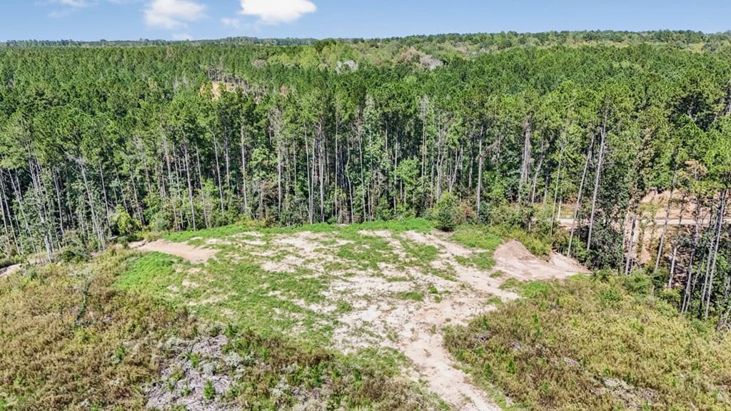Turnkey Hunting Property Connected to Caston Creek WMA