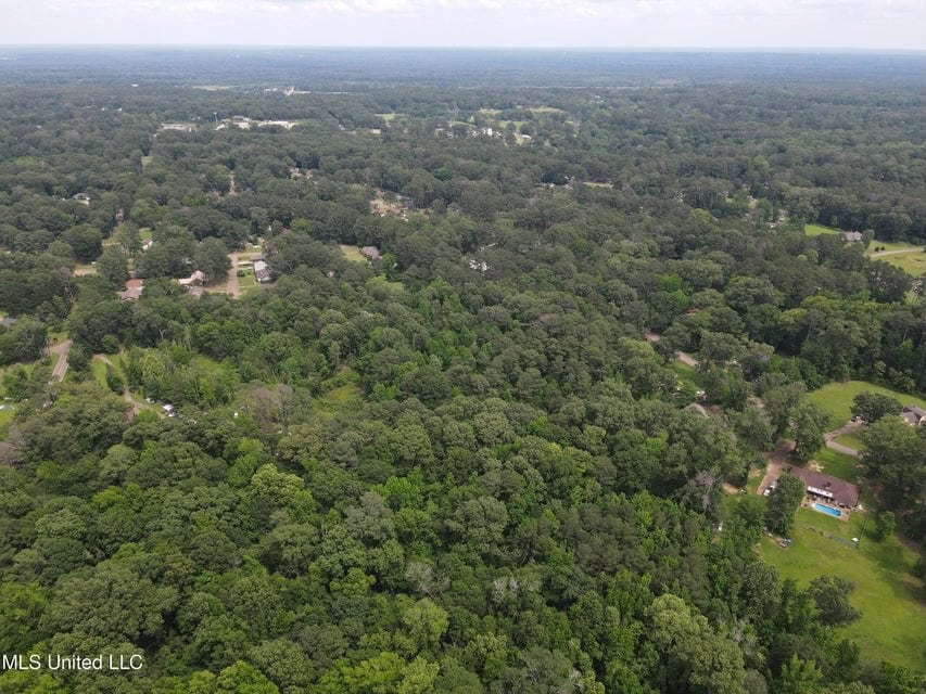 28 Acres in Hinds County