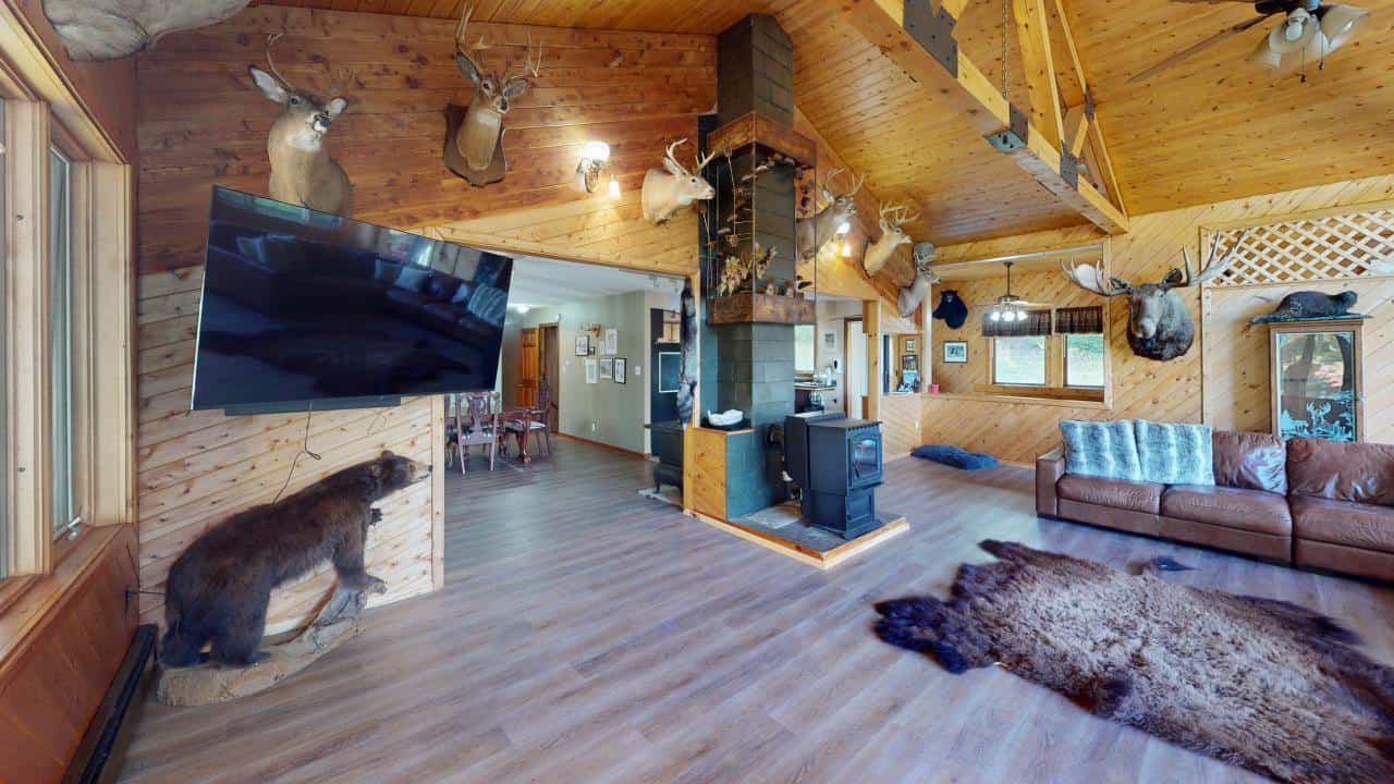 Contemporary Home on 10.5 acres with Pond