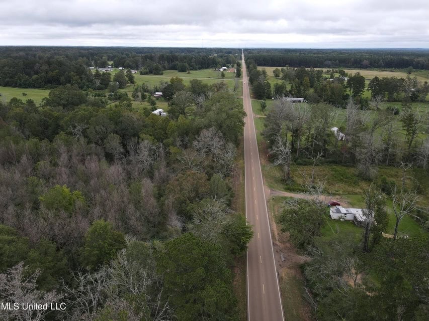 42 Acres for Sale with Old Country Home Scott Co MS