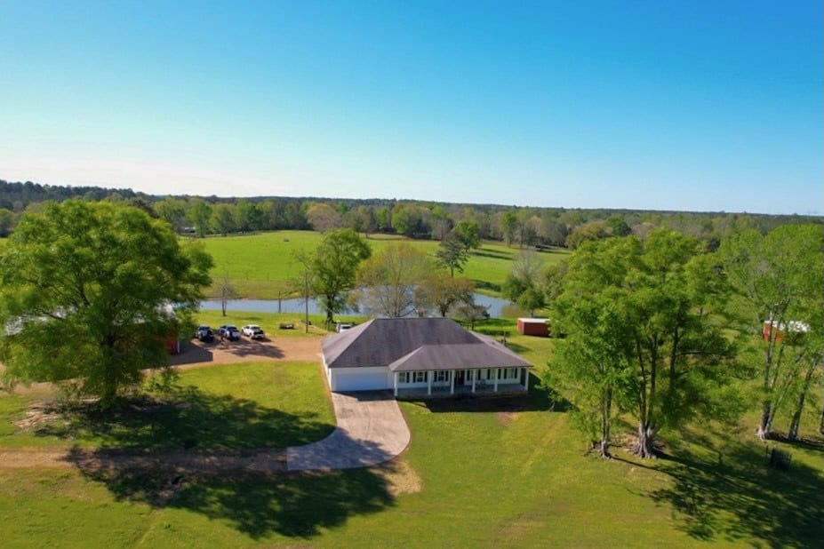 192 Acres of Land with 3 BR Hunting Lodge