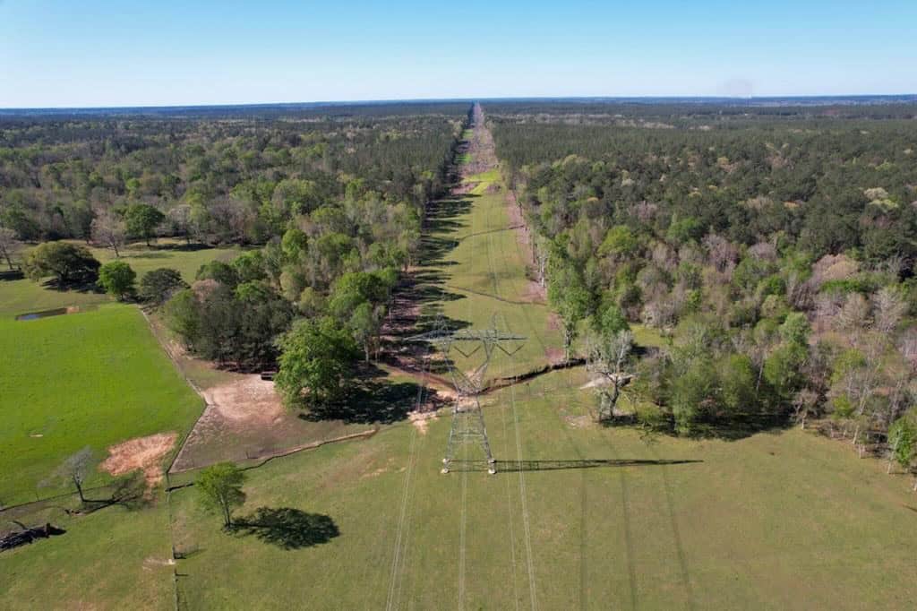 192 Acres of Land with 3 BR Hunting Lodge