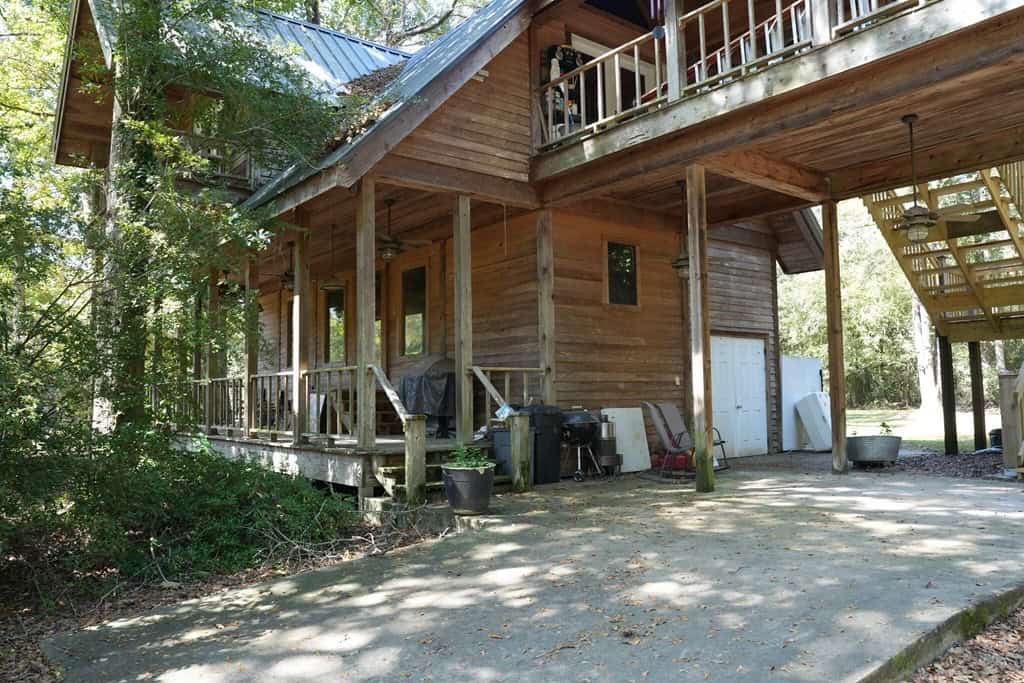 34 Acres Waterfront Property South Mississippi with Cabin