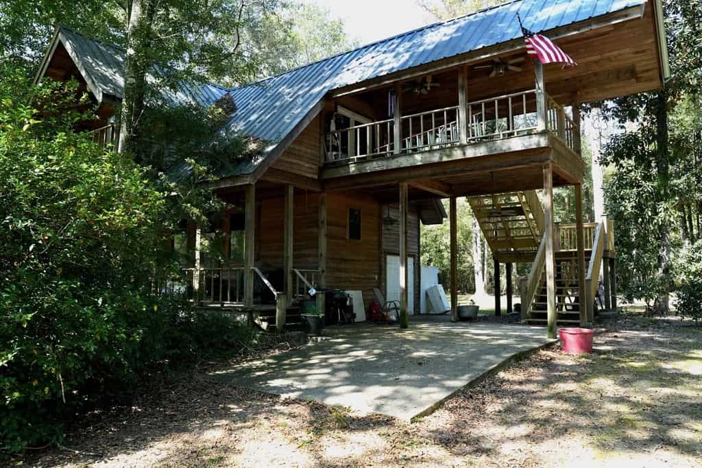 34 Acres Waterfront Property South Mississippi with Cabin