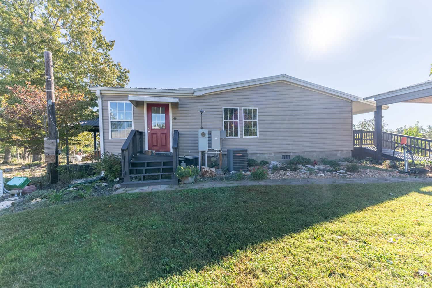 COUNTRY HOME WITH ACREAGE IN ARKANSAS