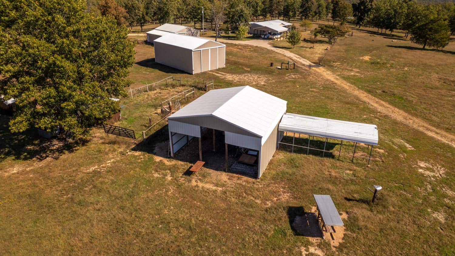 COUNTRY HOME WITH ACREAGE IN ARKANSAS