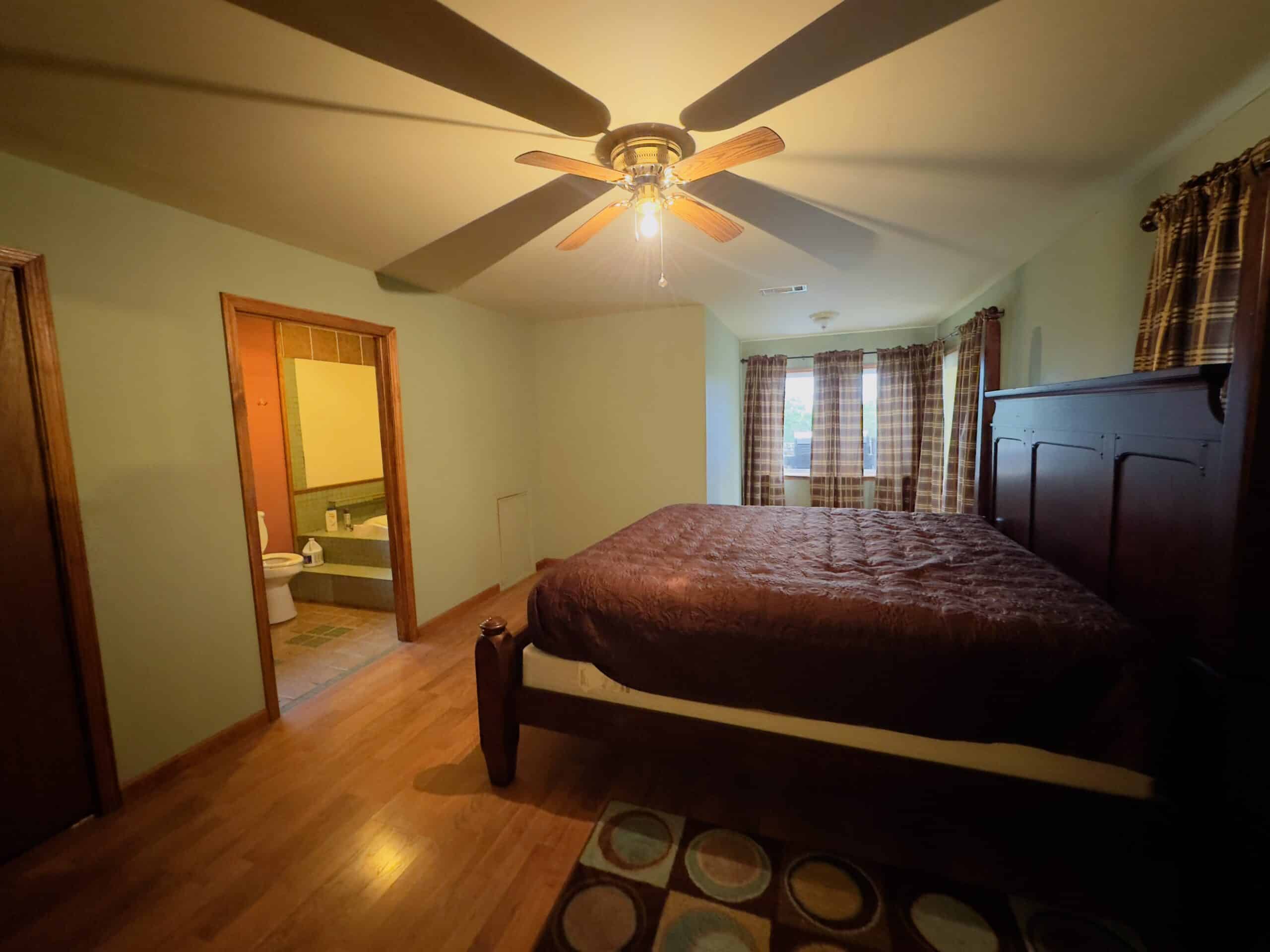 OZARK MOUNTAINS LAND AND HOME FOR SALE IN ARKANSAS
