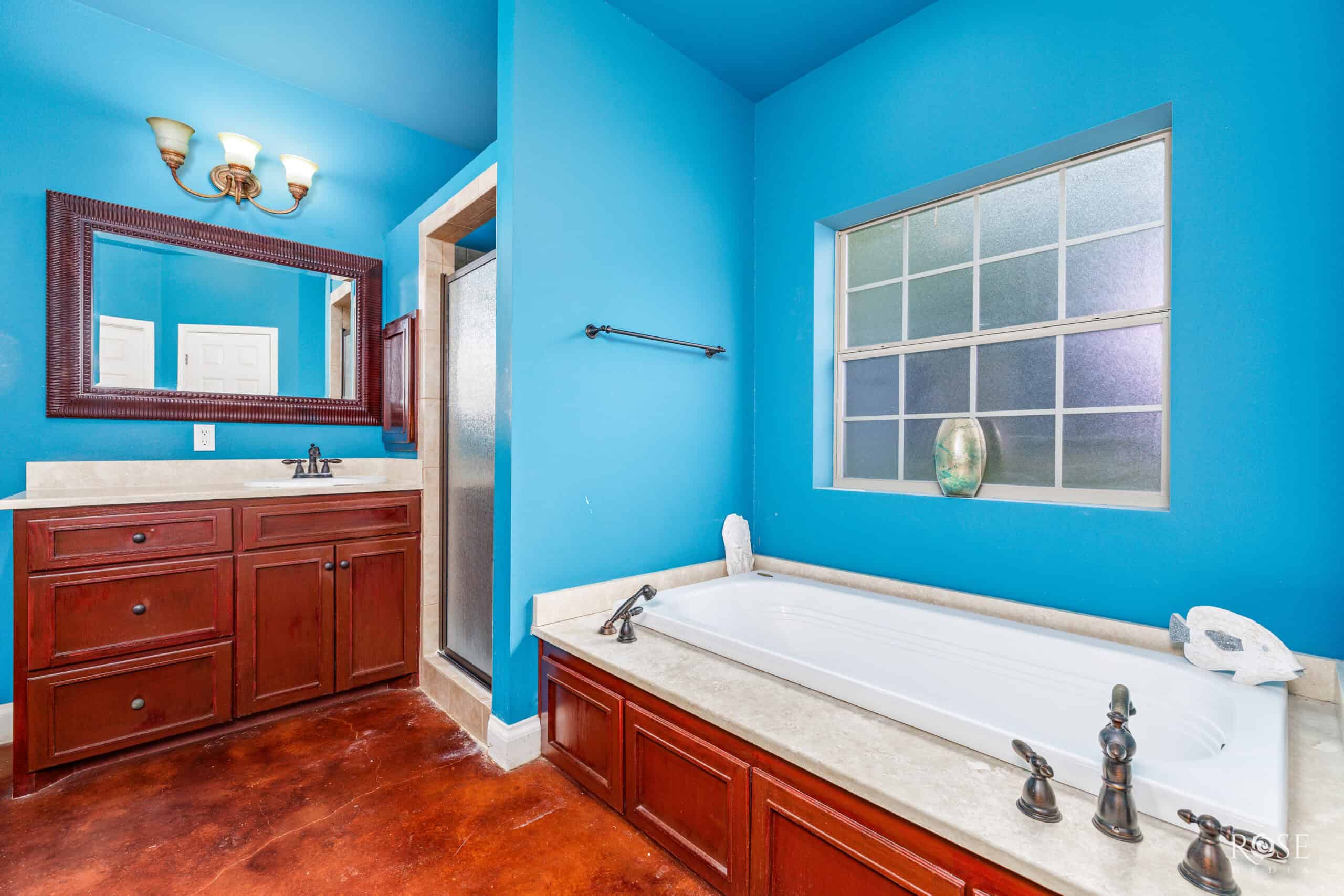 Charming Custom Home on 50 Acres – Just Minutes from Sonora,