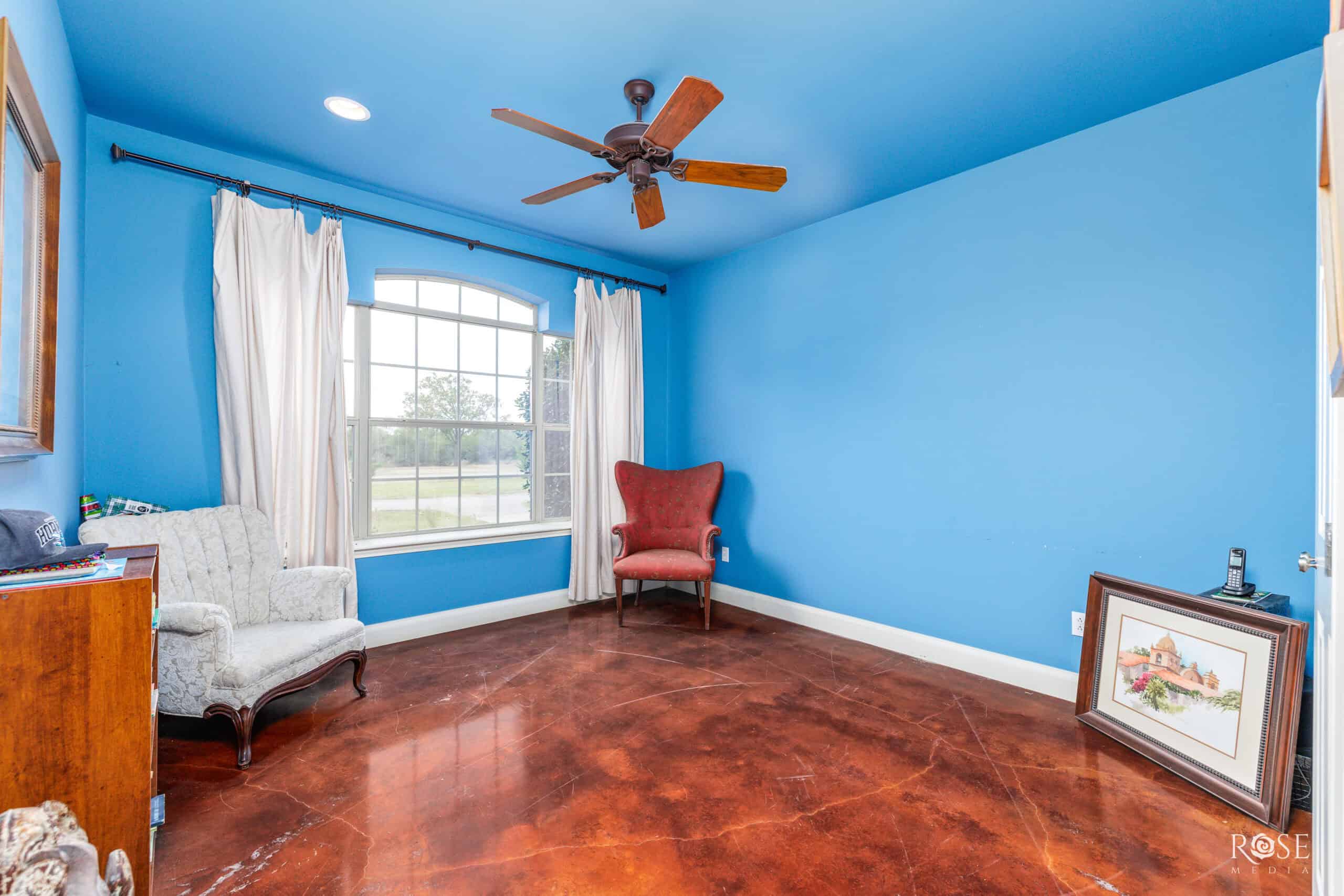 Charming Custom Home on 50 Acres – Just Minutes from Sonora,