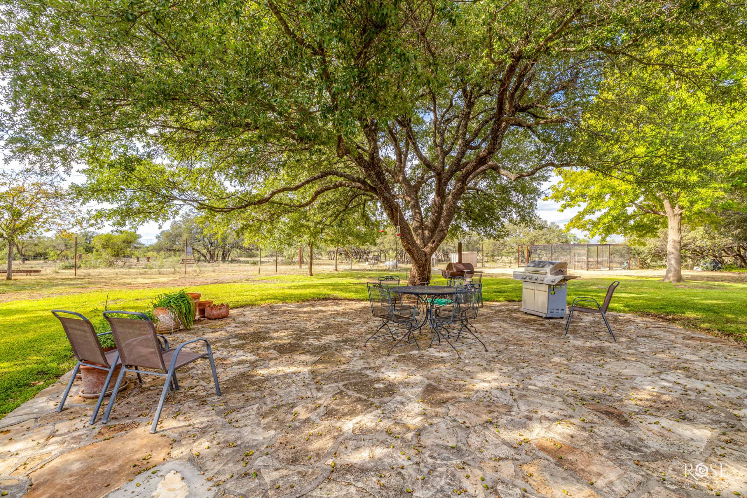 Charming Custom Home on 50 Acres – Just Minutes from Sonora,
