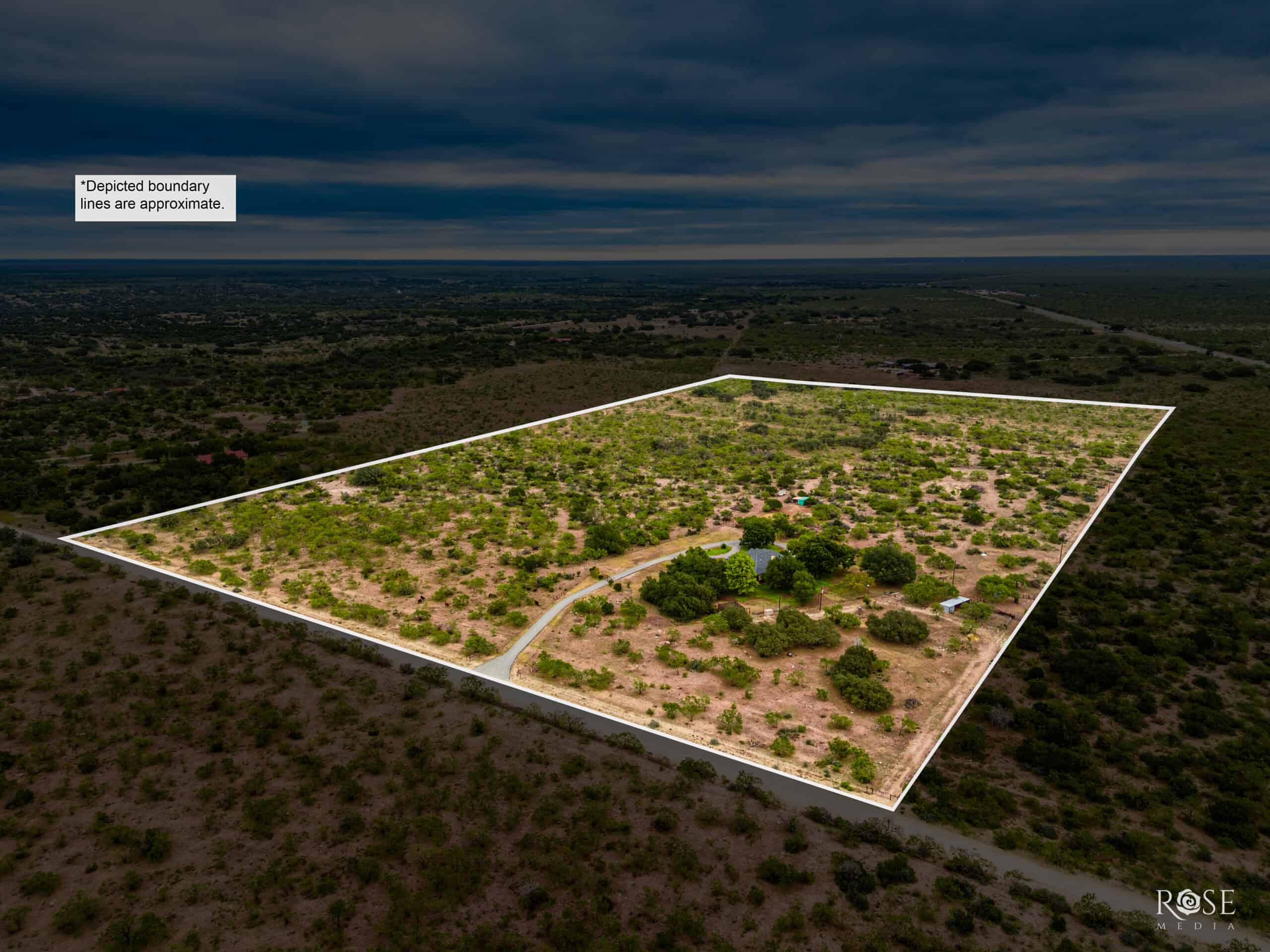 Charming Custom Home on 50 Acres – Just Minutes from Sonora,