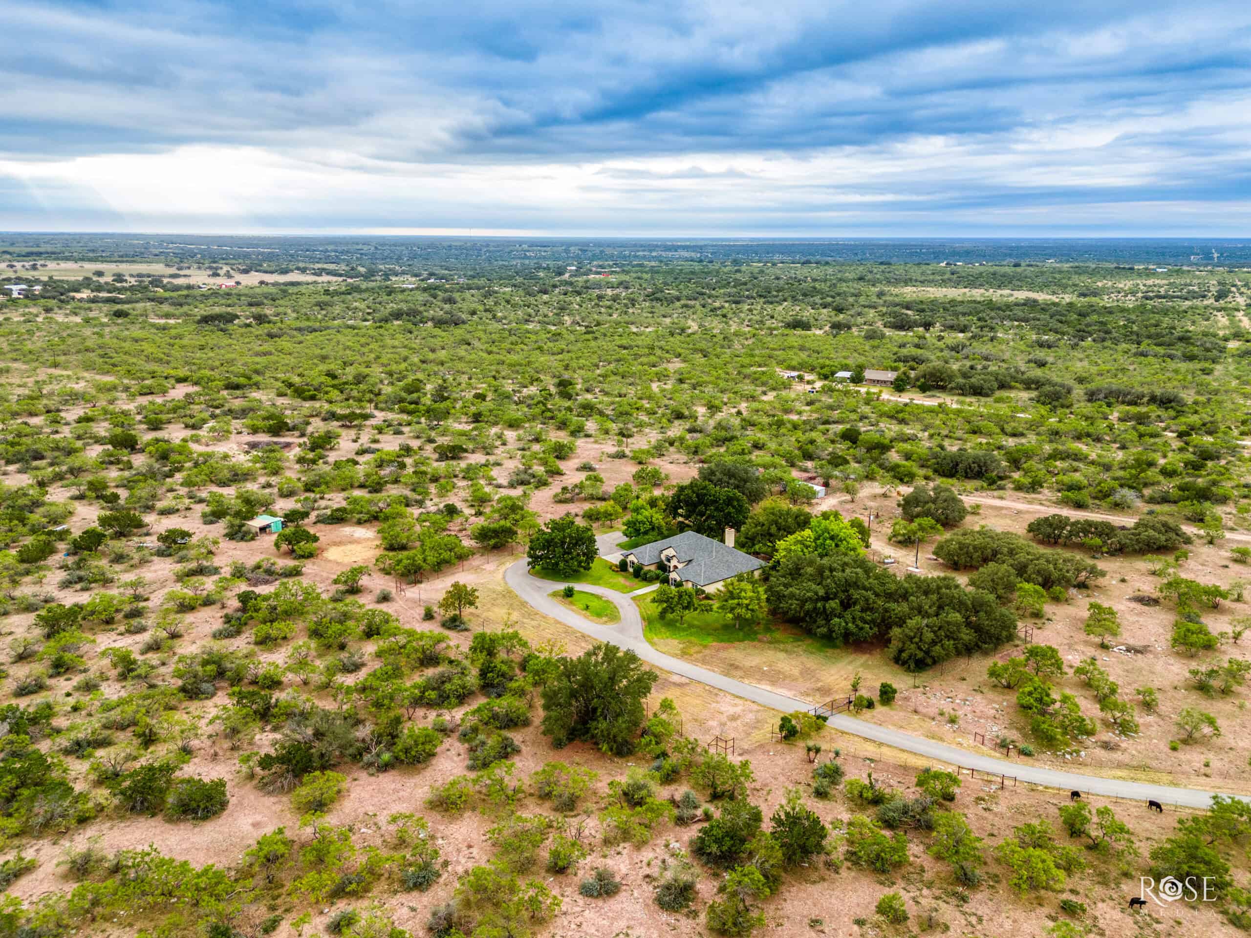 Charming Custom Home on 50 Acres – Just Minutes from Sonora,