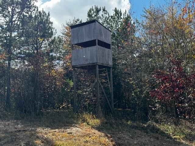 100+ Acres of Prime Hunting Land with Scenic Creek Views