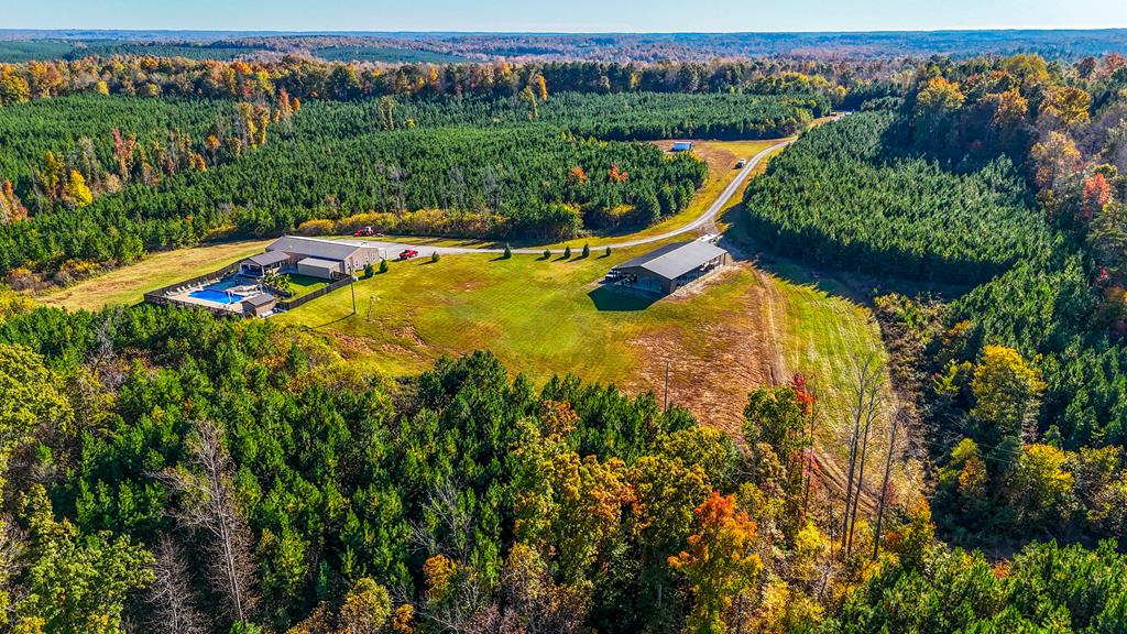 Central Virginia’s Premier Hunting Estate: 486 Acres