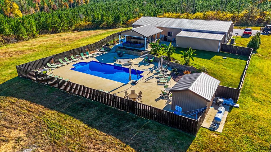 Central Virginia’s Premier Hunting Estate: 486 Acres