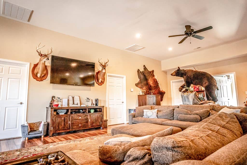 Central Virginia’s Premier Hunting Estate: 486 Acres