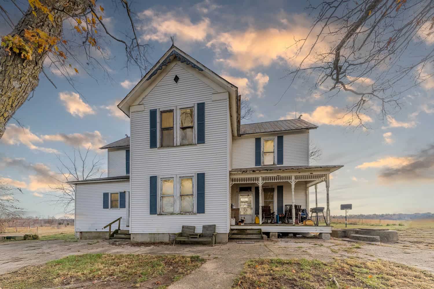 Farm House and 81.49 m/l Acres in Shannon County Missouri