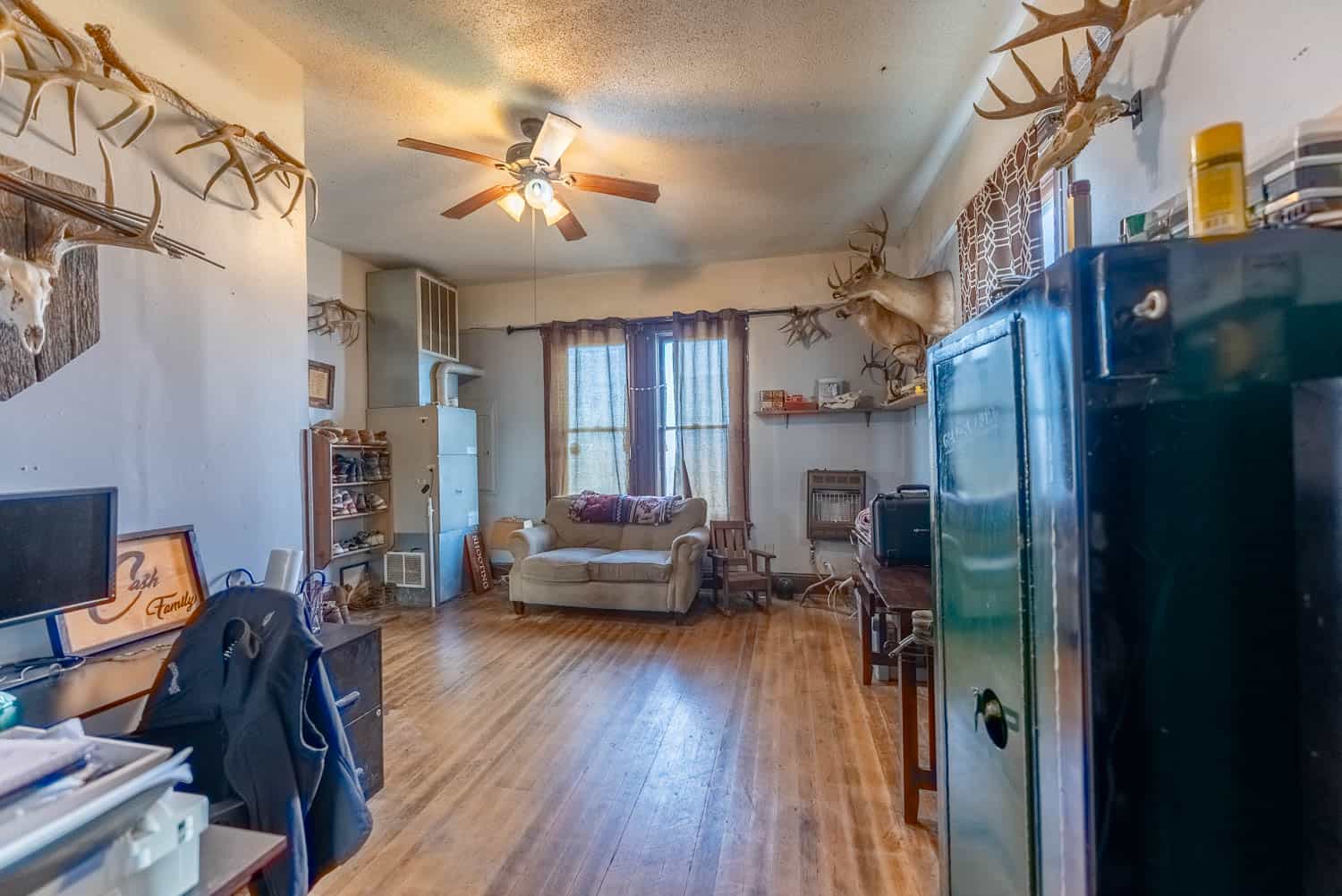 Farm House and 81.49 m/l Acres in Shannon County Missouri