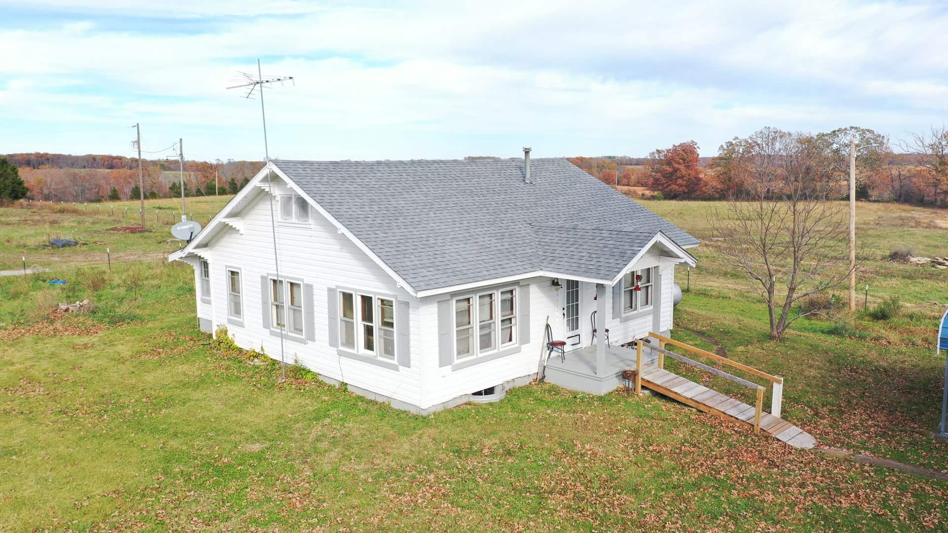 Cattle Farm with Farmhouse for Sale in Salem, Missouri