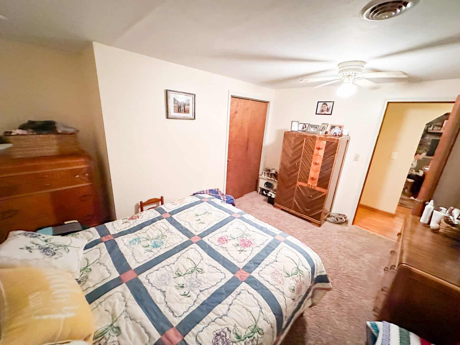 Home on 25.10 ± Acres for Sale in Jadwin, Missouri