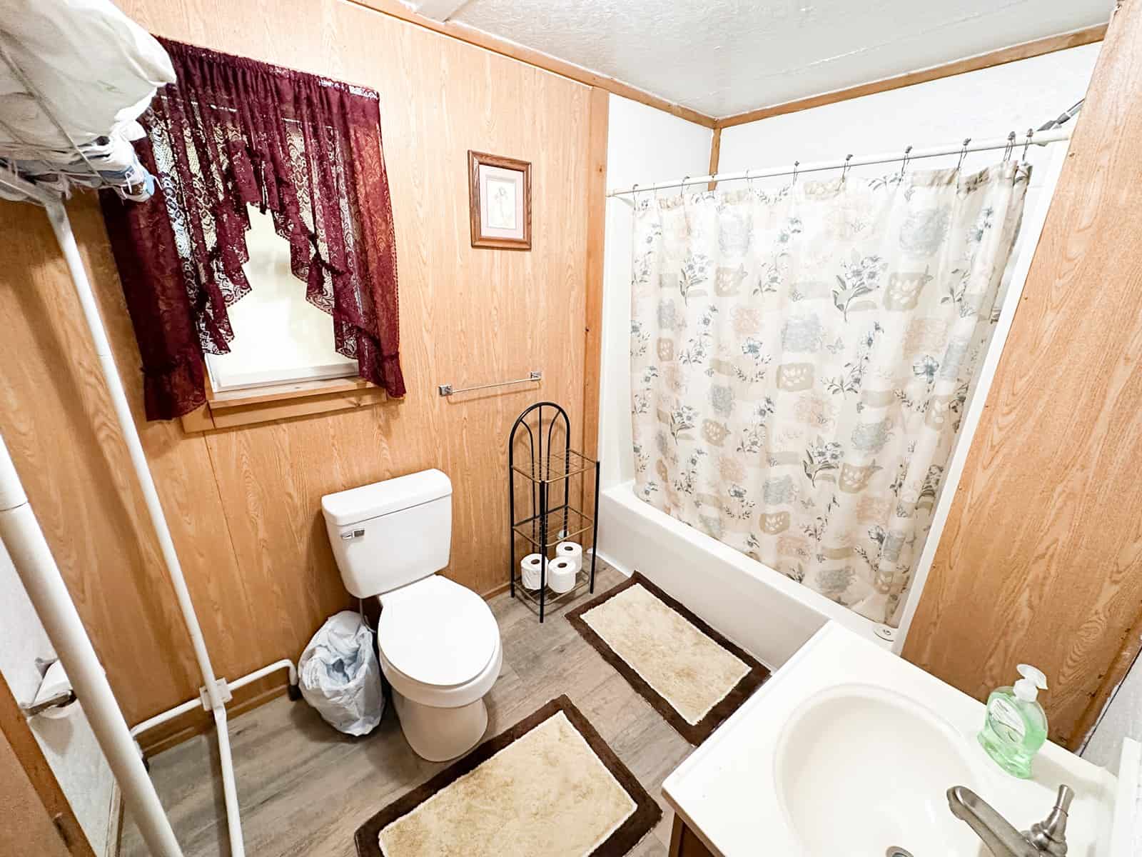 Home on 25.10 ± Acres for Sale in Jadwin, Missouri