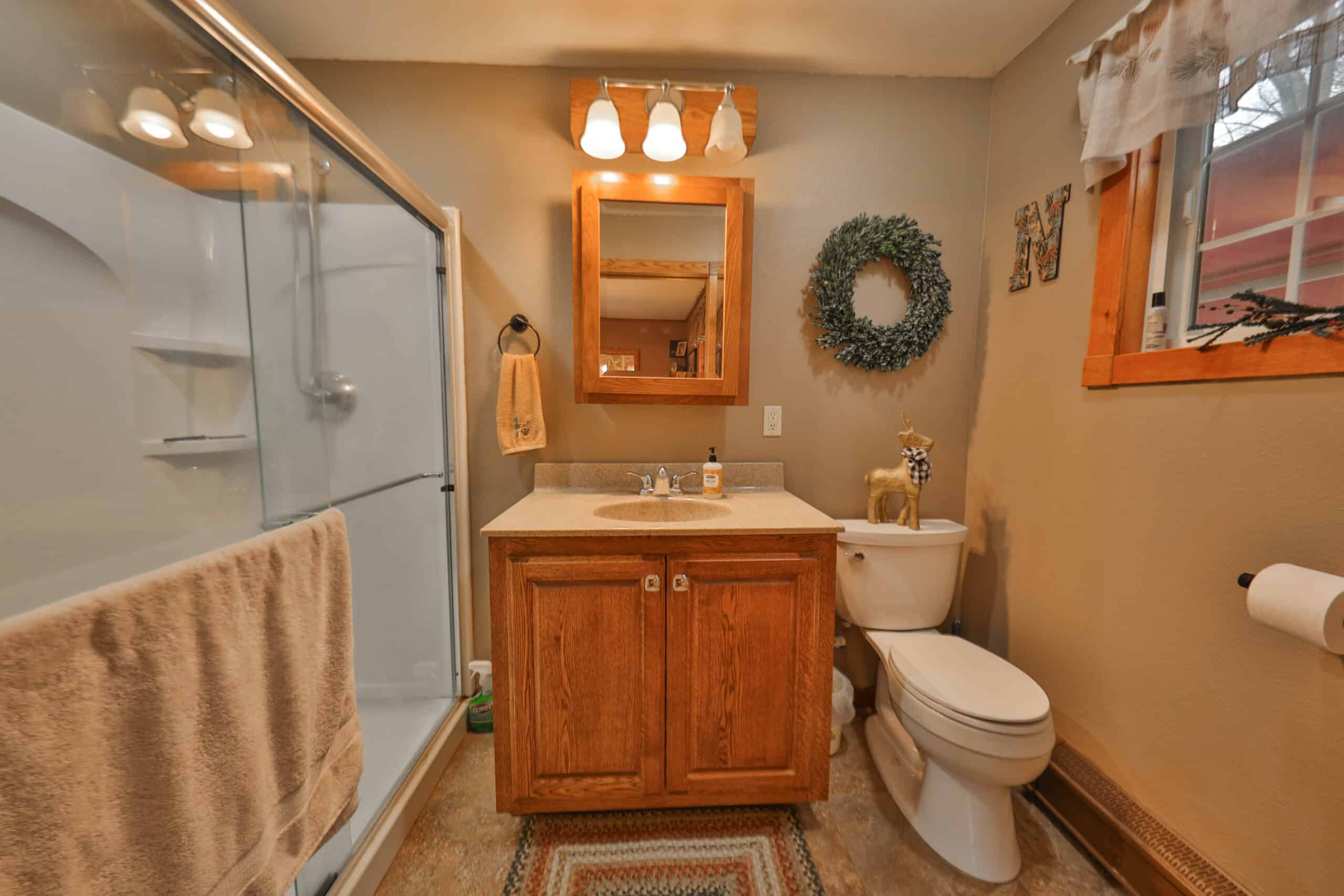 Charming Country Home with Trophy Whitetail Hunting in Juneau County, WI
