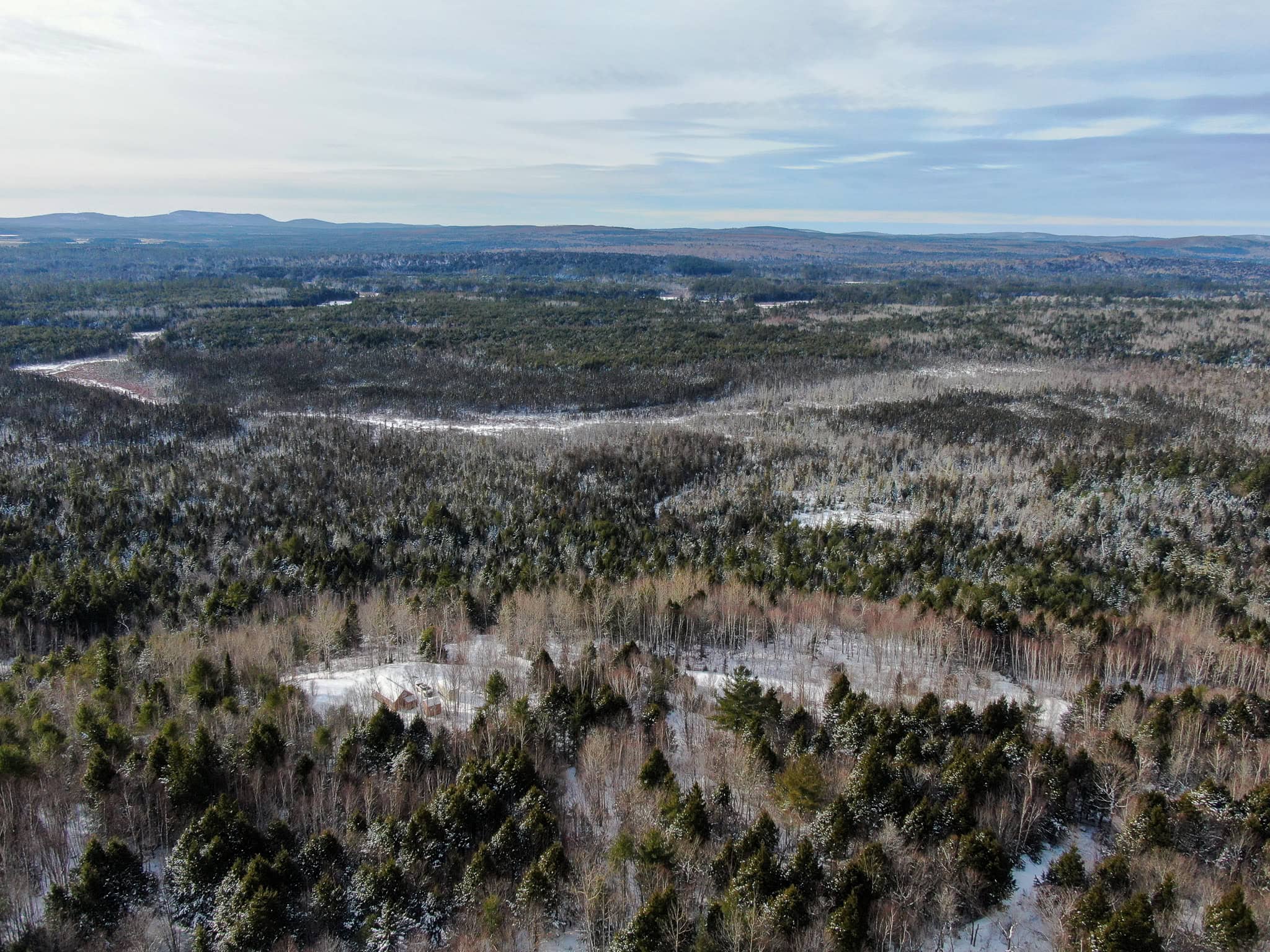 Secluded Cabin on 550 Acres with Stunning Views & Ultimate Privacy