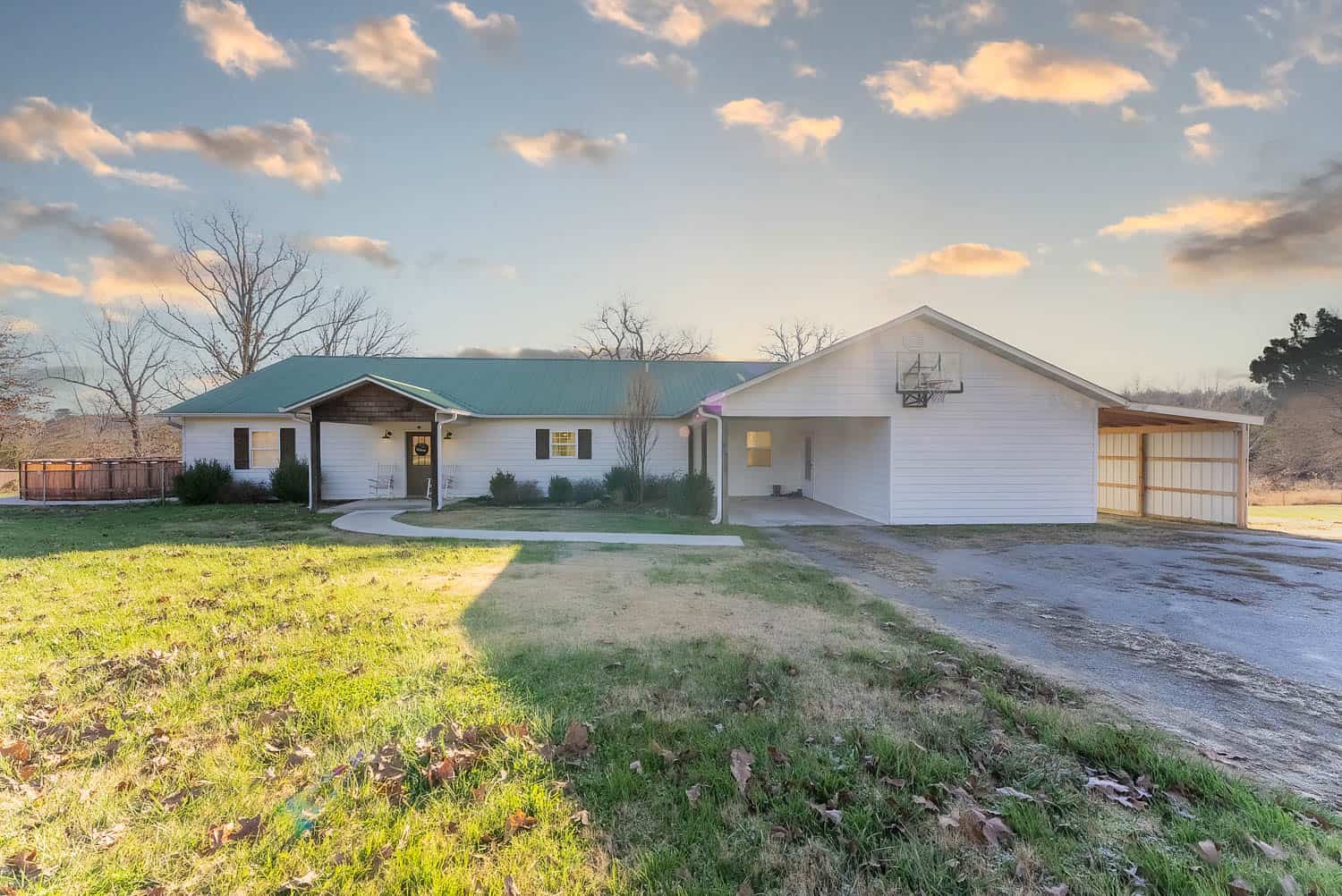 COUNTRY HOME WITH SHOP AND 20 ACRES FOR SALE SALEM AR