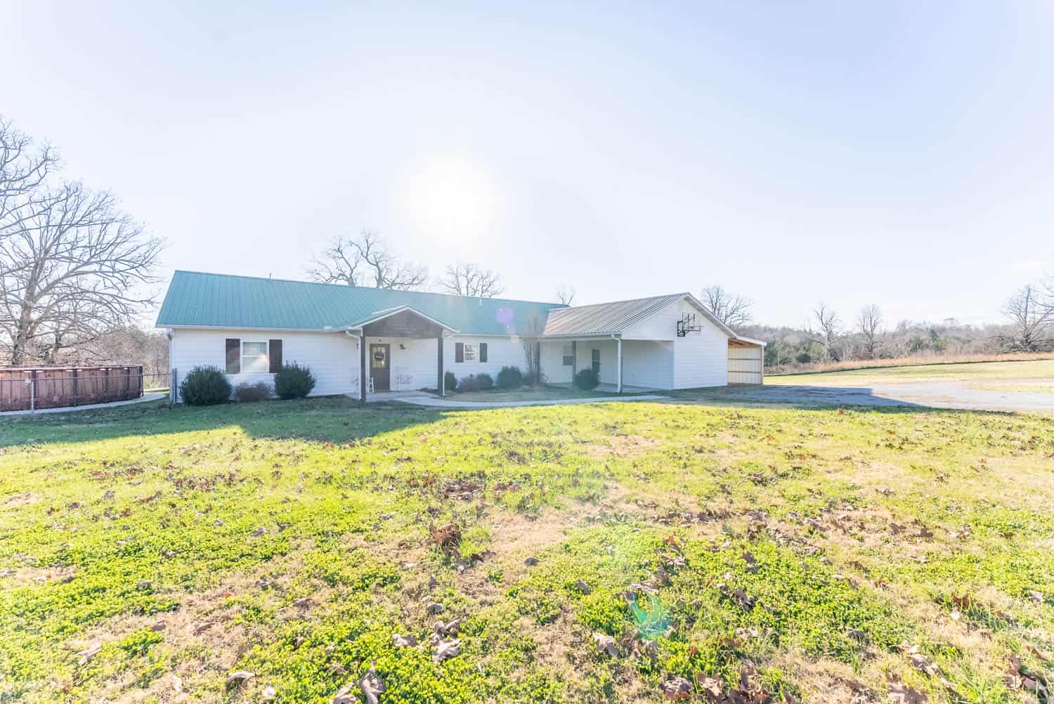 COUNTRY HOME WITH SHOP AND 20 ACRES FOR SALE SALEM AR